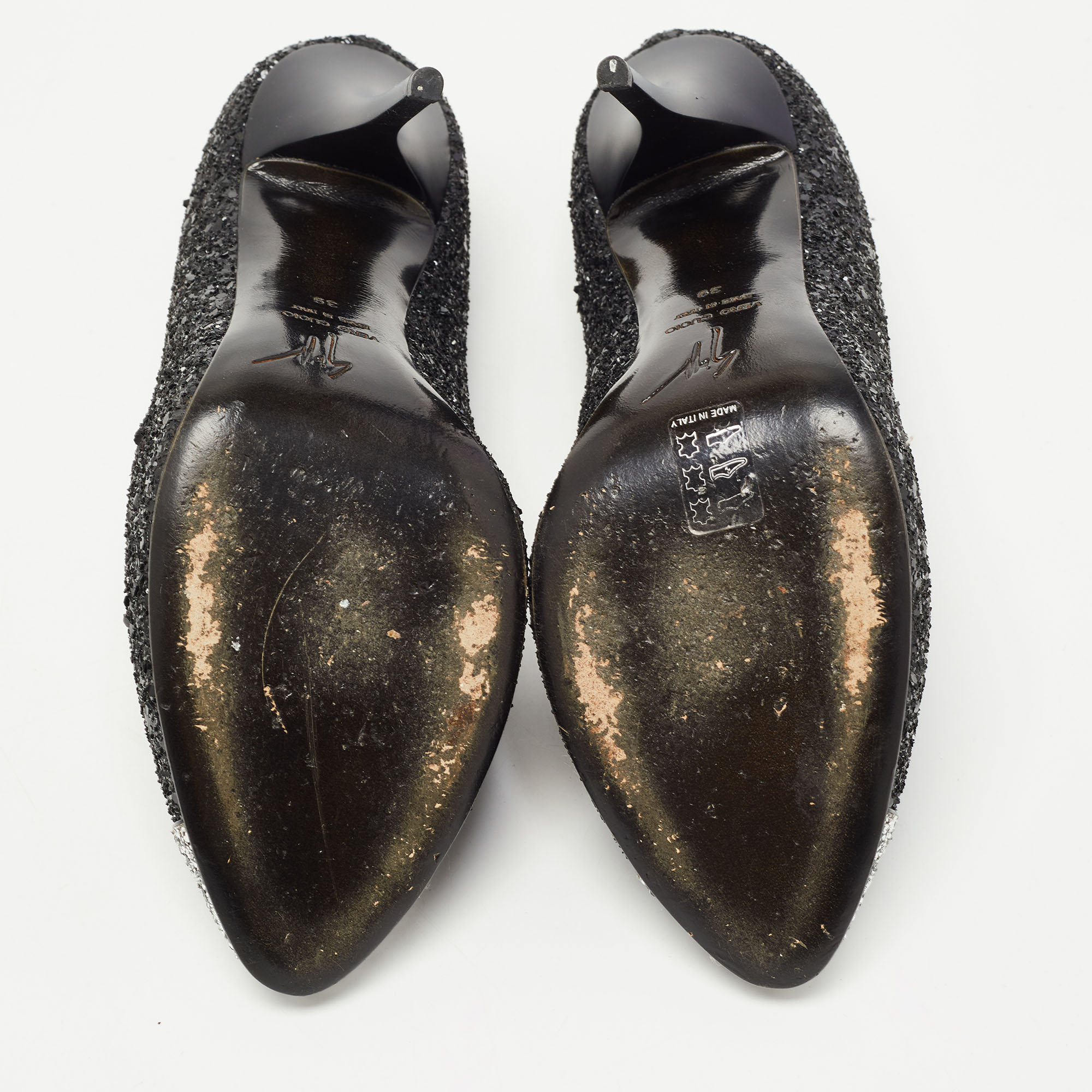 Giuseppe Zanotti Black/Silver Coarse Glitter Cap Toe Pumps Size 39