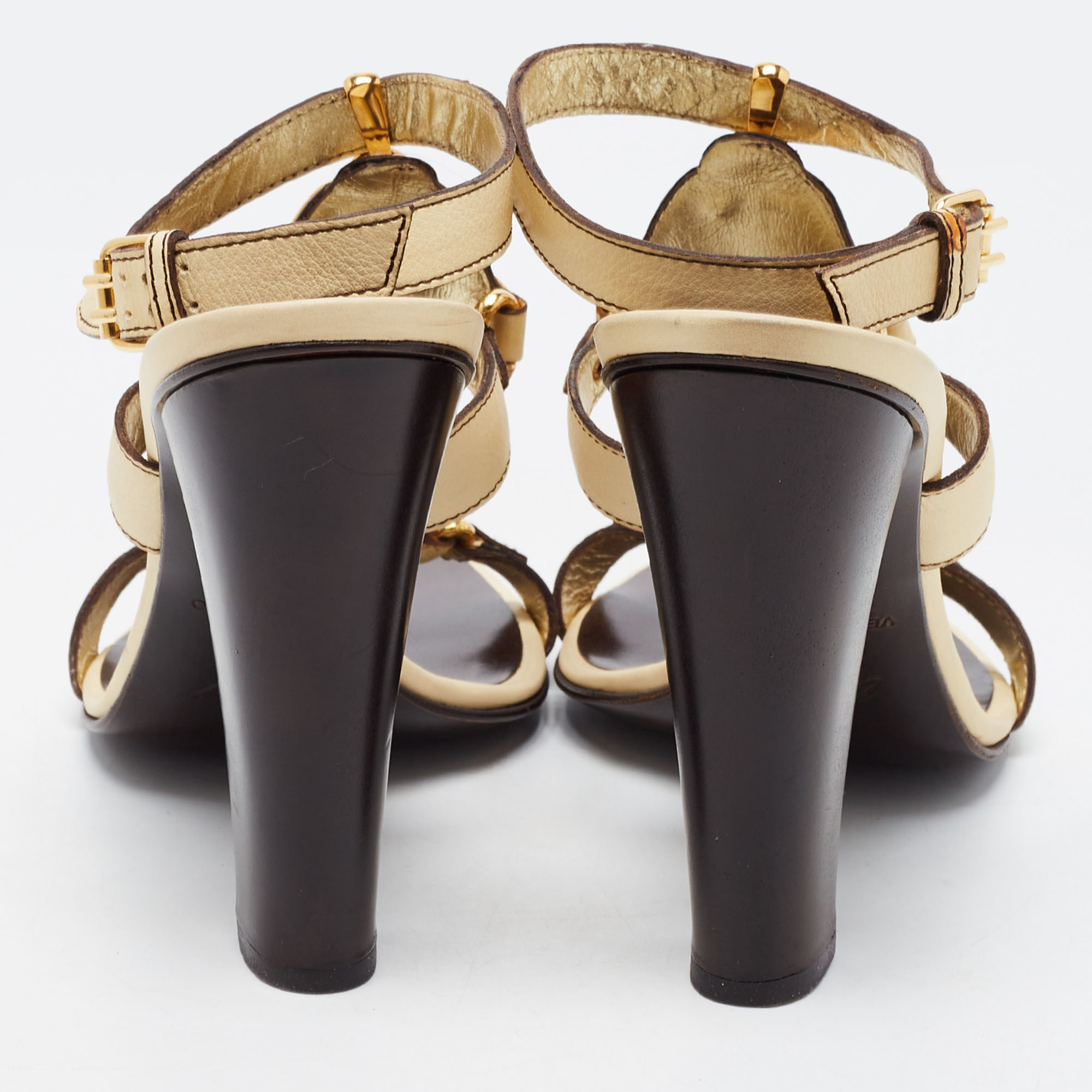 Giuseppe Zanotti Cream Leather Embellished T Strap Sandals Size 39