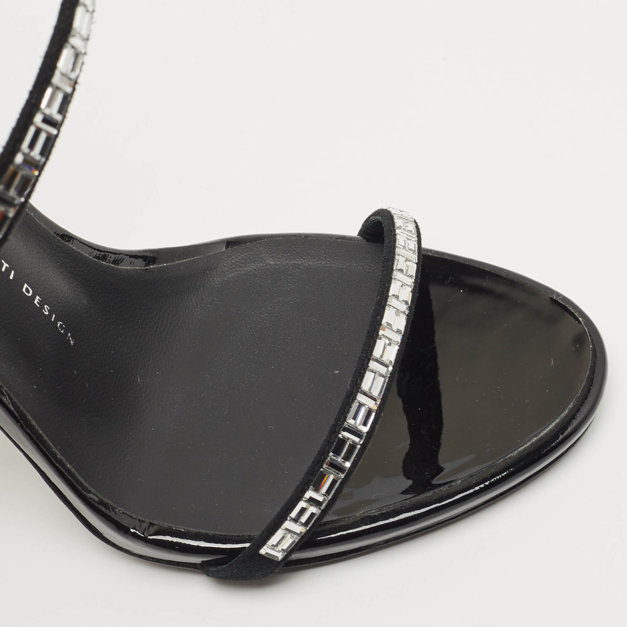 Giuseppe Zannoti Black Patent Leather And Suede Callipe Crystal Embellished Strappy Sandals Size 40