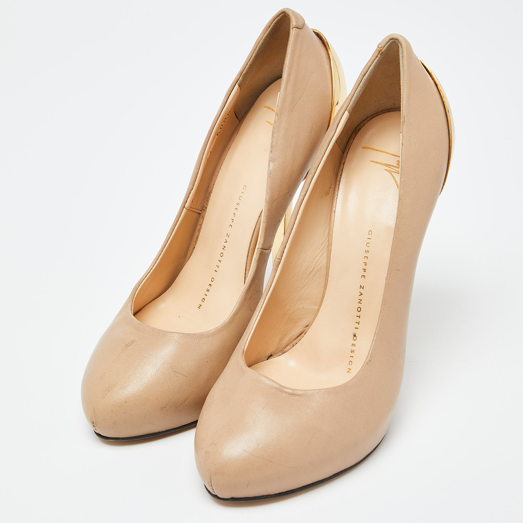 Giuseppe Zanotti Beige Leather Round Top Pumps Size 36