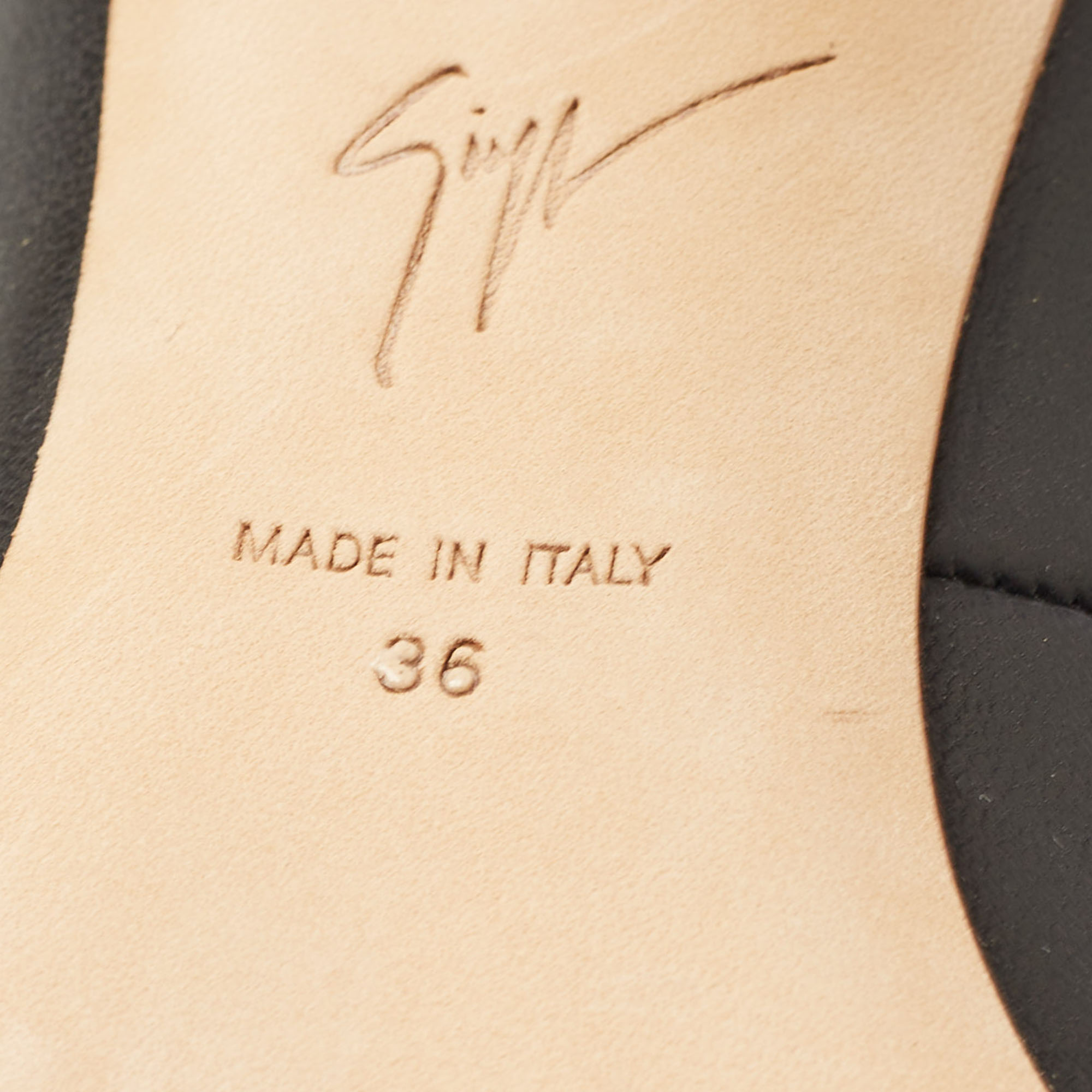 Giuseppe Zanotti Black Leather Pointed Toe Pumps Size 36