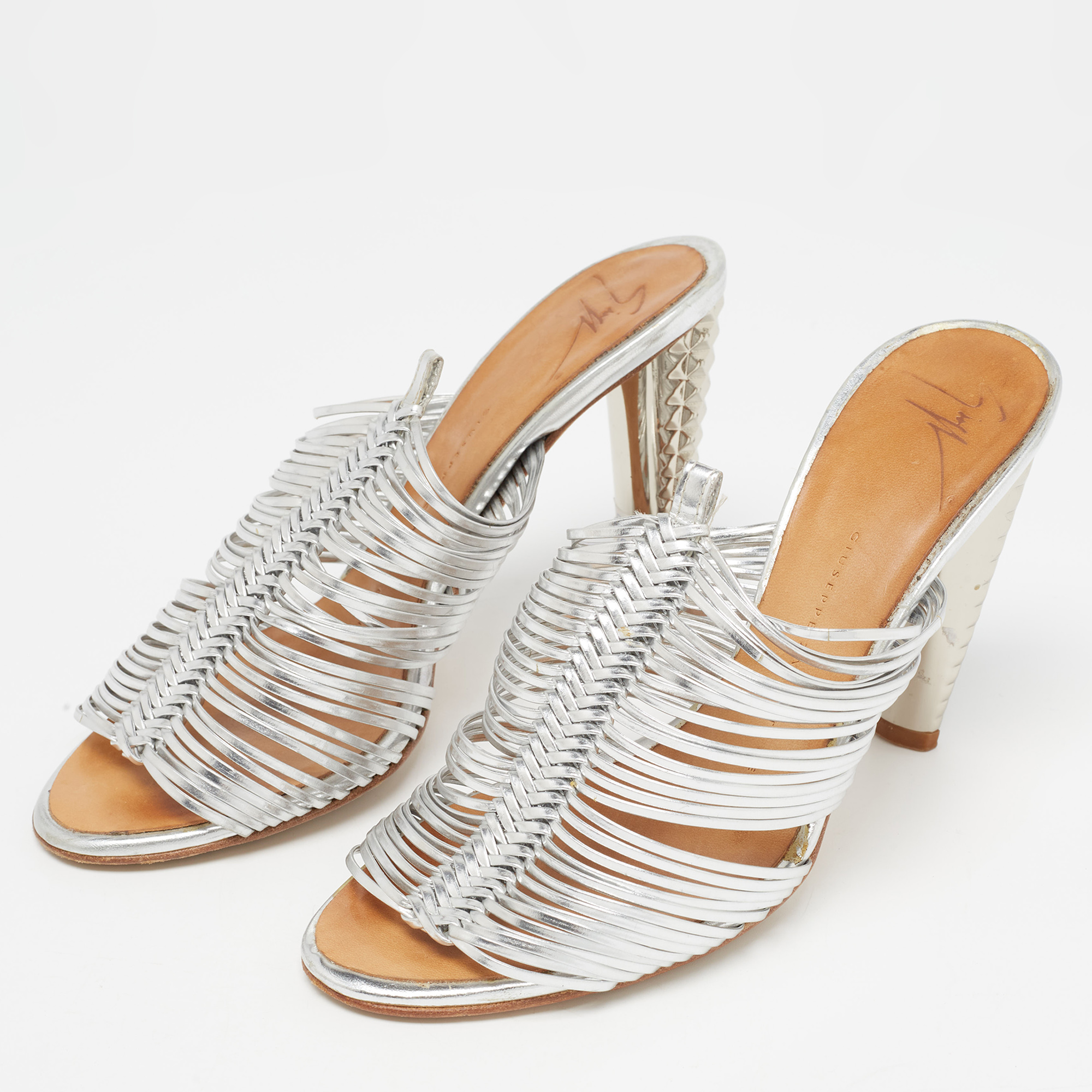 Giuseppe Zanotti Silver Leather Strappy Mules Size 35