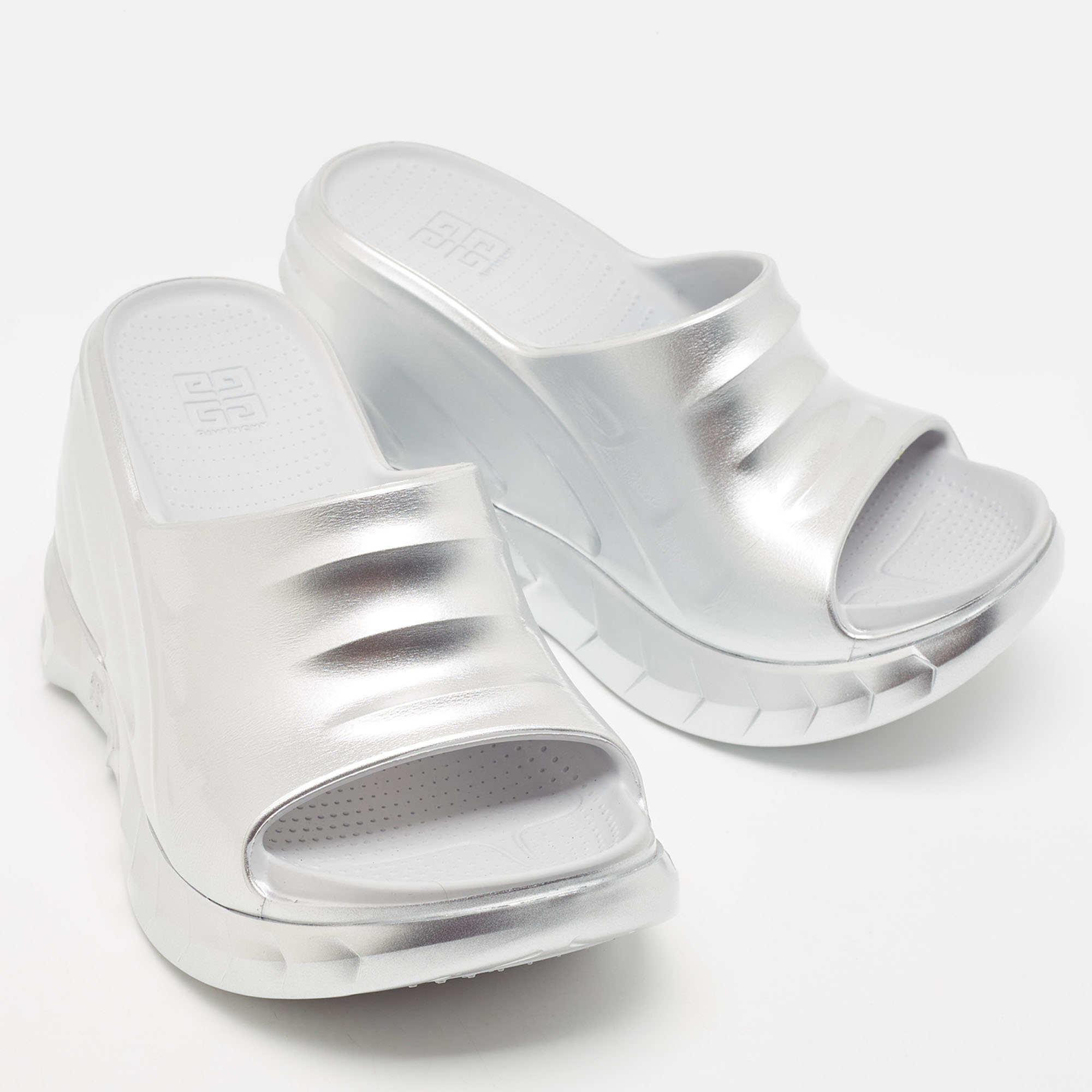 Givenchy Silver Rubber Marshmallow Sandals Size 36