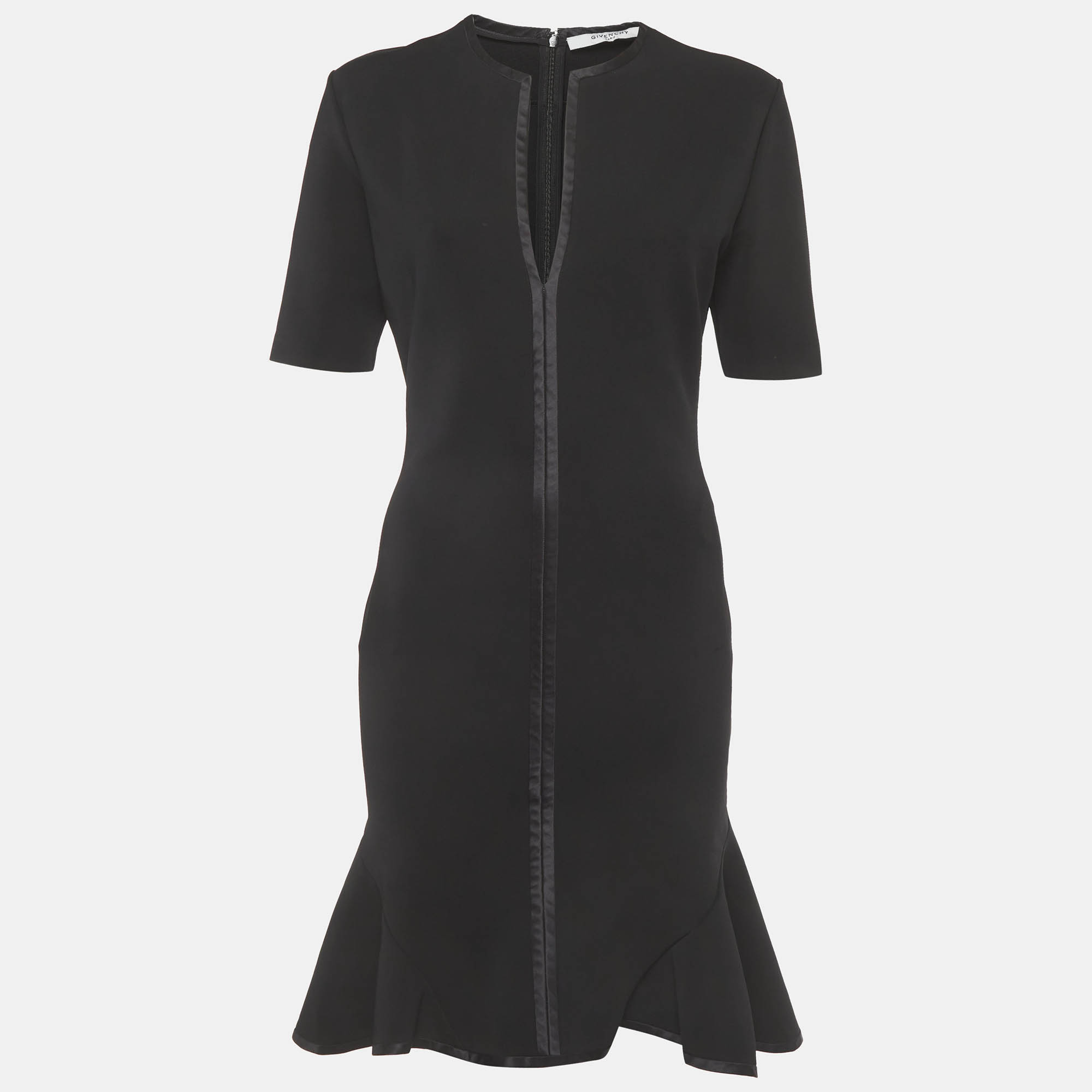 Givenchy Black Stretch Knit Flounce Mini Dress M
Givenchy Black Stretch Knit Flounce Mini Dress M