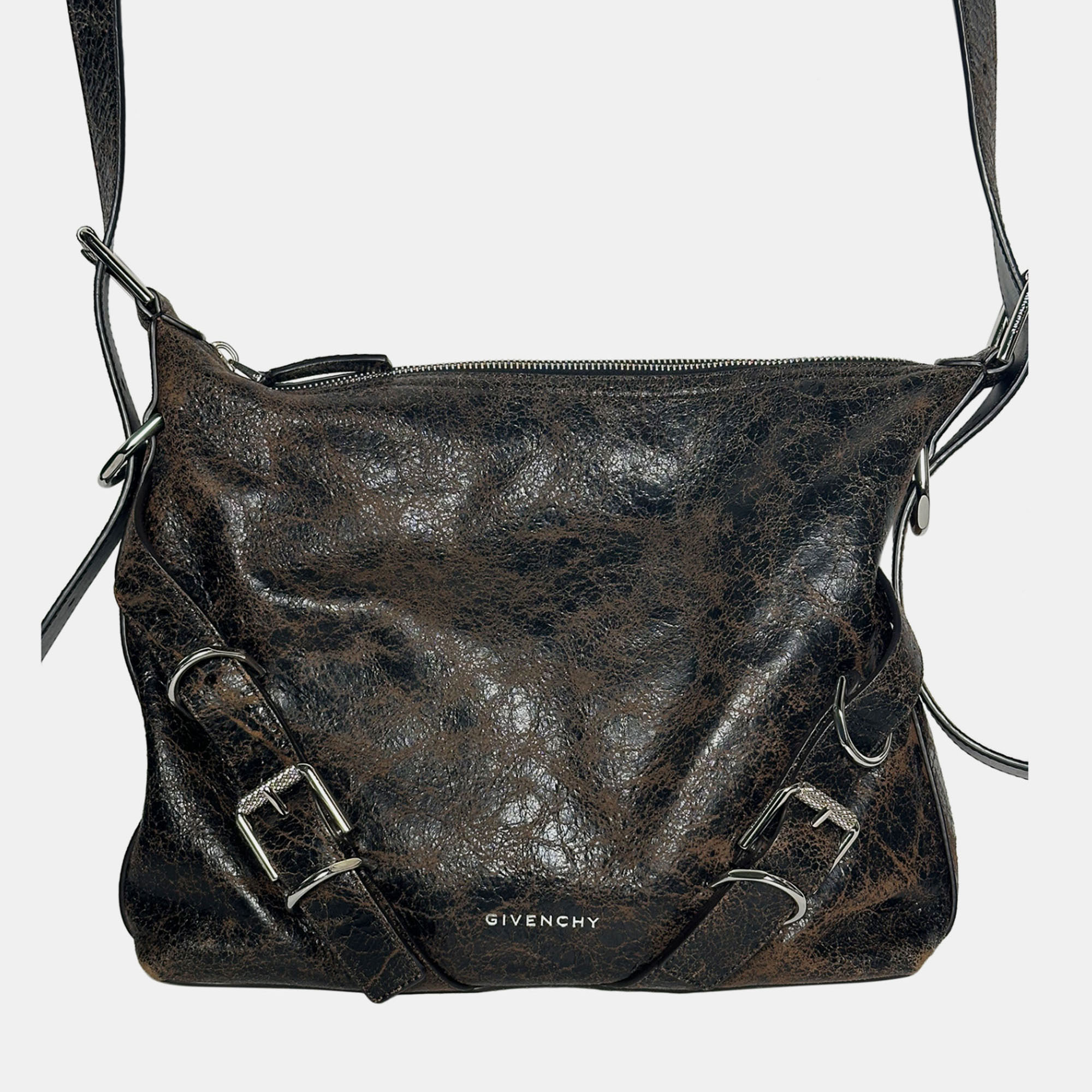 Givenchy Voyou Crossbody bag in Crackled Leather, Brown 
Givenchy Voyou Crossbody bag in Crackled Leather, Brown