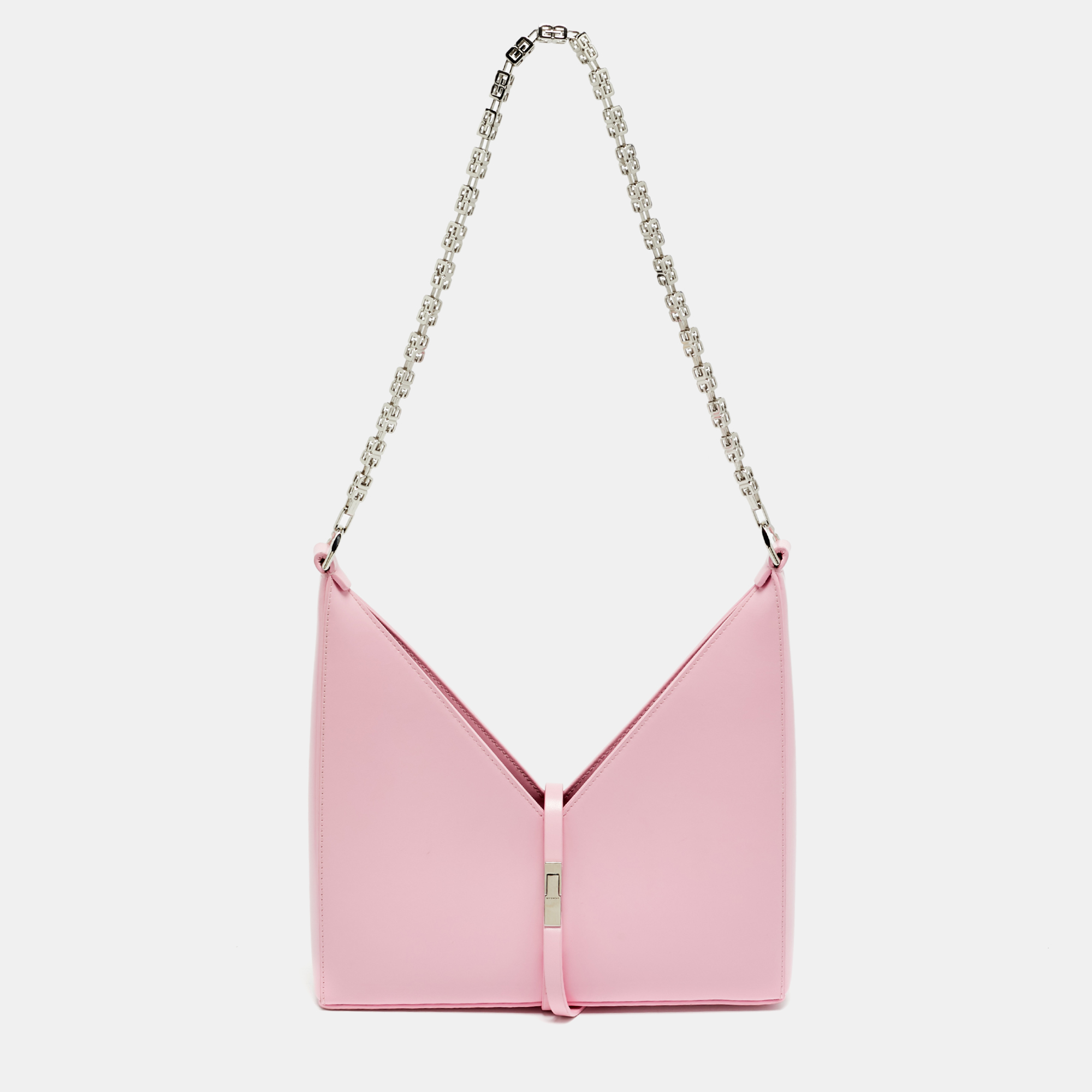 Givenchy Cut Out Chain Pink Leather Bag
Givenchy Cut Out Chain Pink Leather Bag