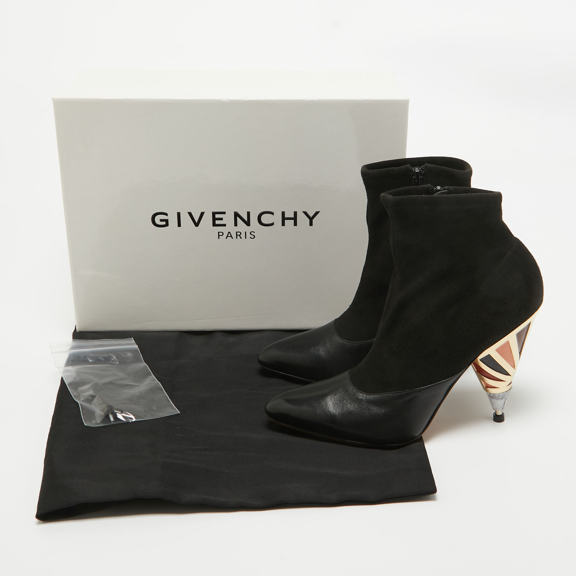 Givenchy Black Leather And Suede Ankle Length Boots Size 38