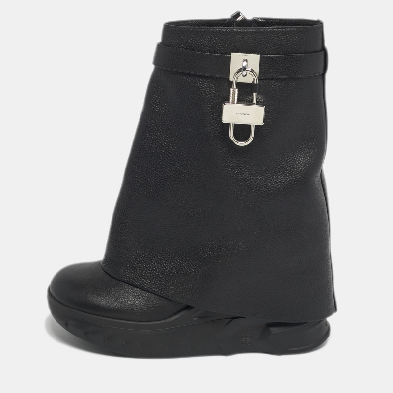 Givenchy Shark Lock Size Black Leather Ankle Length Wedge Boots
Givenchy Shark Lock Size Black Leather Ankle Length Wedge Boots