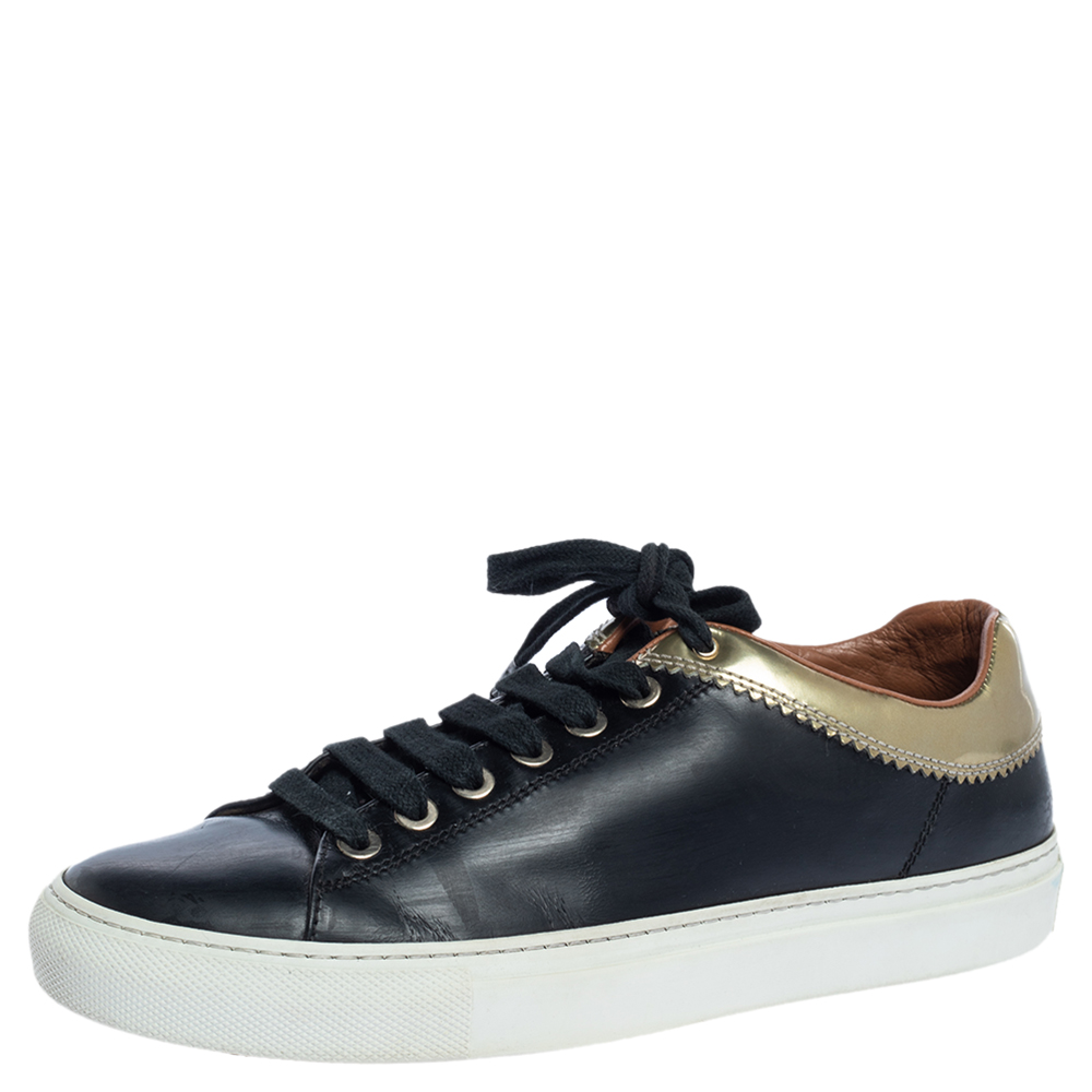 Image of Givenchy Black Leather Low Top Sneakers Size