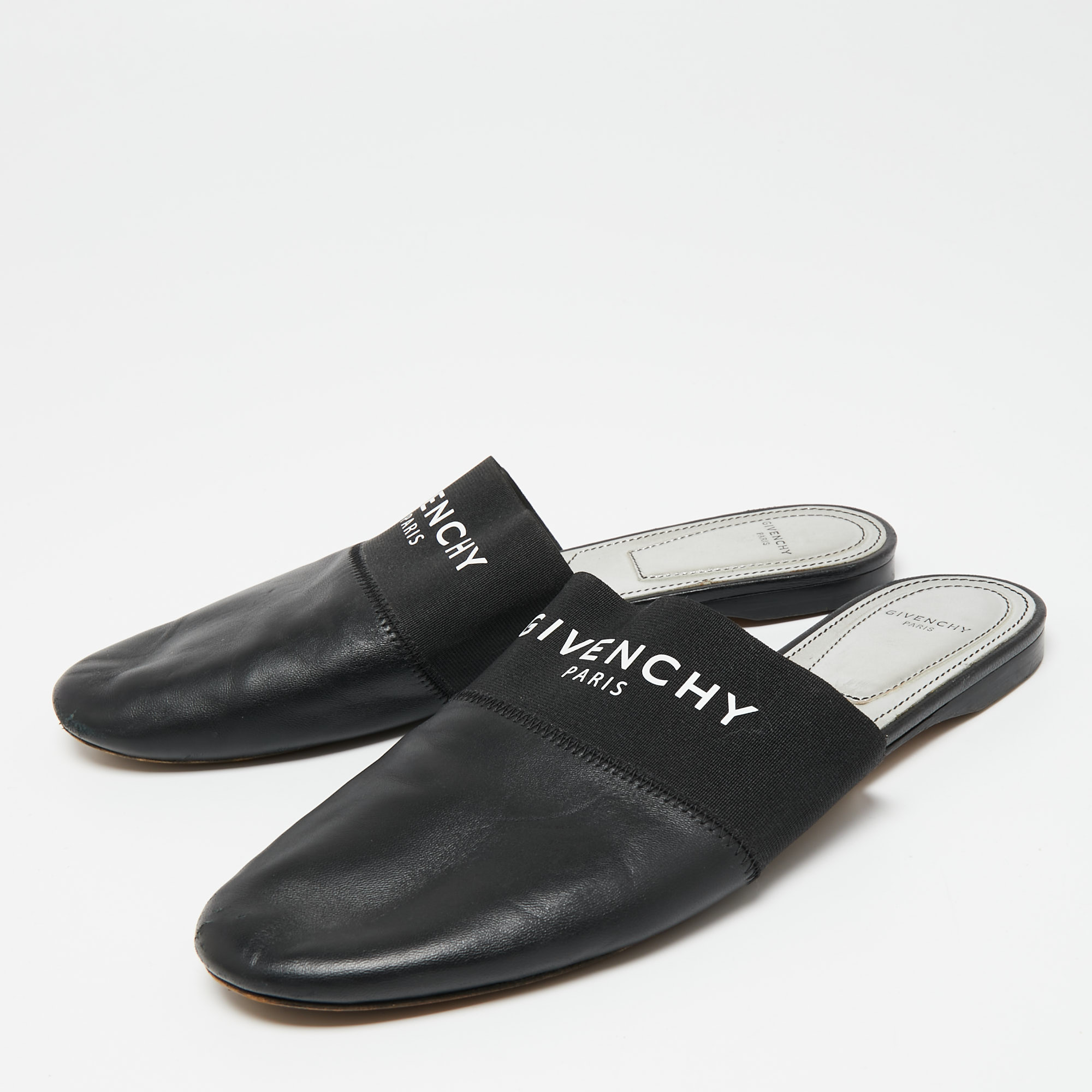 

Givenchy Black Leather And Elastic Bedford Logo Mules Flat Size