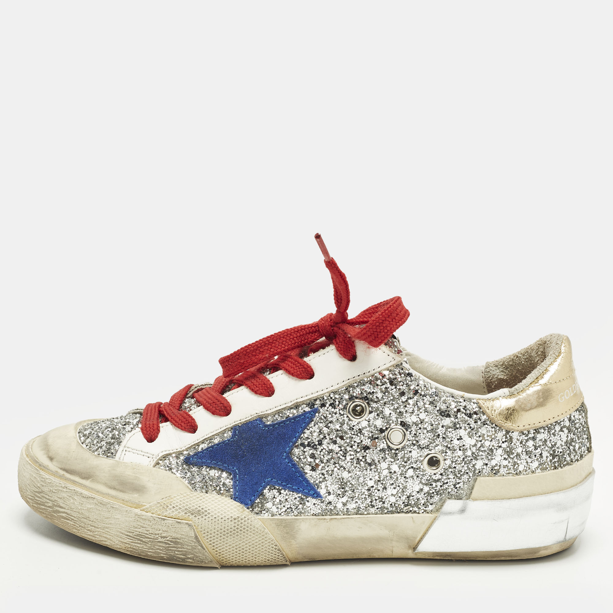 Golden Goose Super Star Size Multicolor Glitter and Leather Lace Up Sneakers
Golden Goose Super Star Size Multicolor Glitter and Leather Lace Up Sneakers