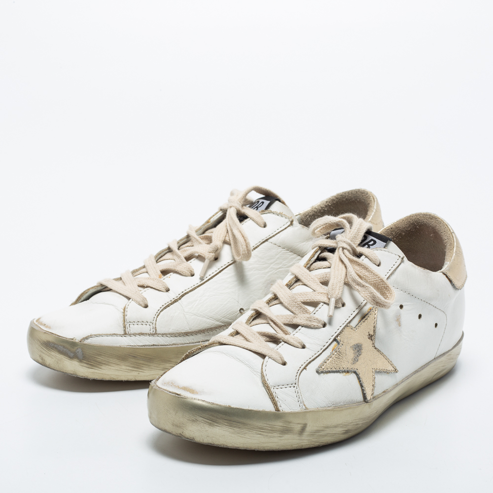 Golden Goose White/Gold Leather Superstar Low Top Sneakers Size
Golden Goose White/Gold Leather Superstar Low Top Sneakers Size