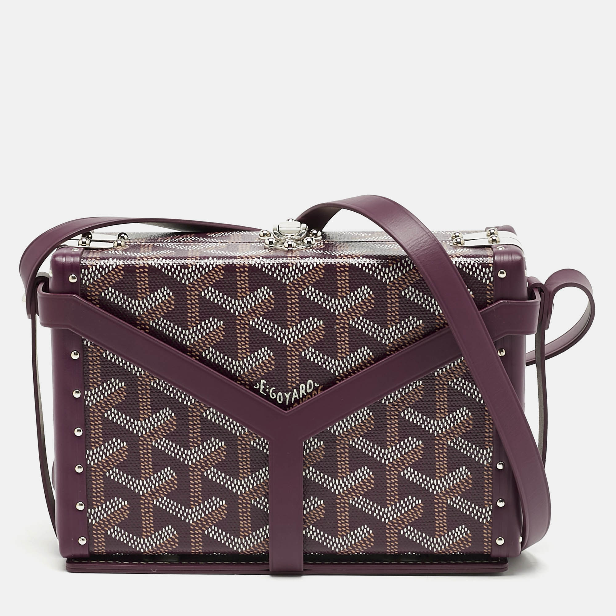 Goyard Burgundy Goyardine Coated Canvas and Leather Minaudière Trunk Bag
Goyard Burgundy Goyardine Coated Canvas and Leather Minaudière Trunk Bag