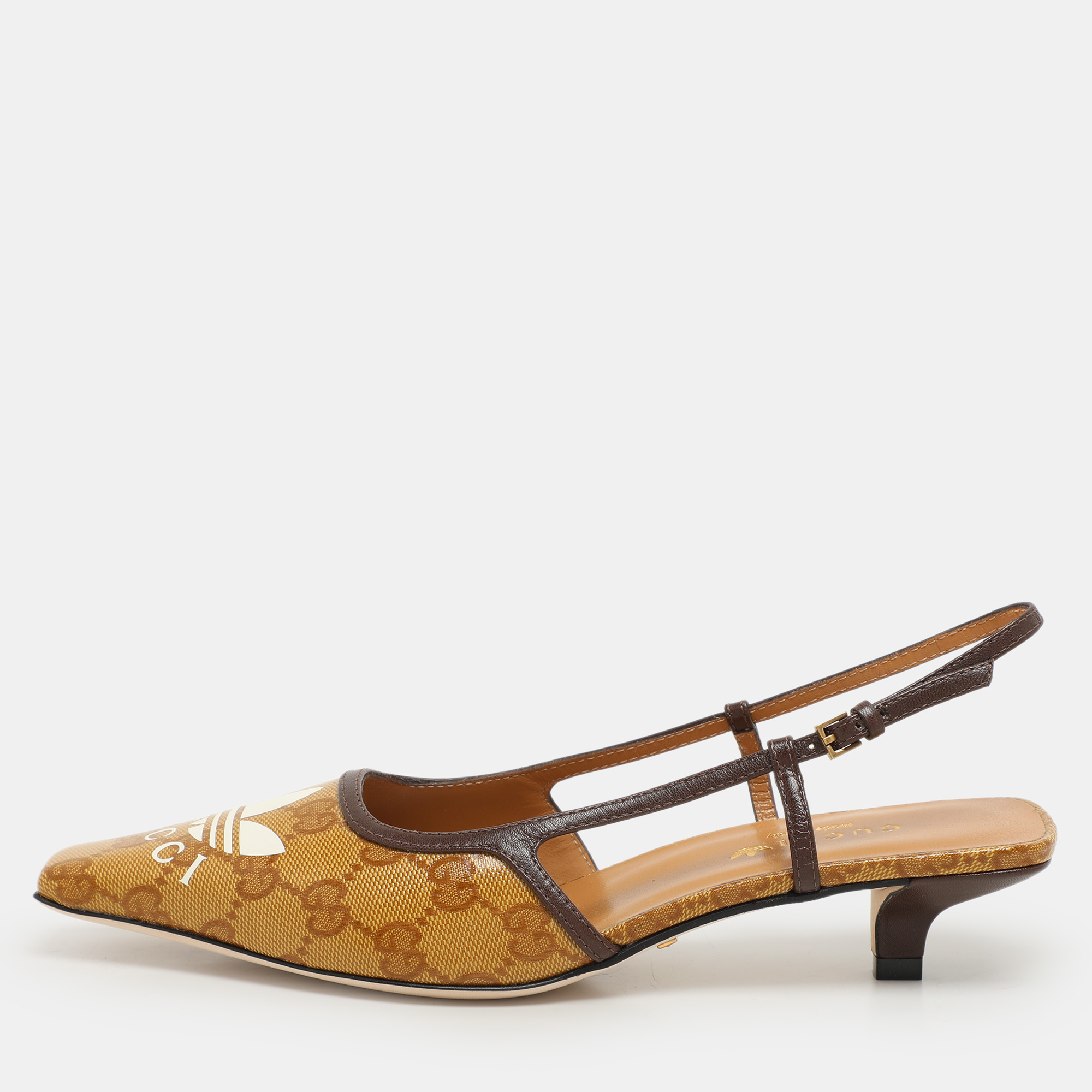 Gucci x Adidas Marigold/Brown Coated Canvas and Leather Slingback Sandals Size 36
Gucci x Adidas Marigold/Brown Coated Canvas and Leather Slingback Sandals Size 36