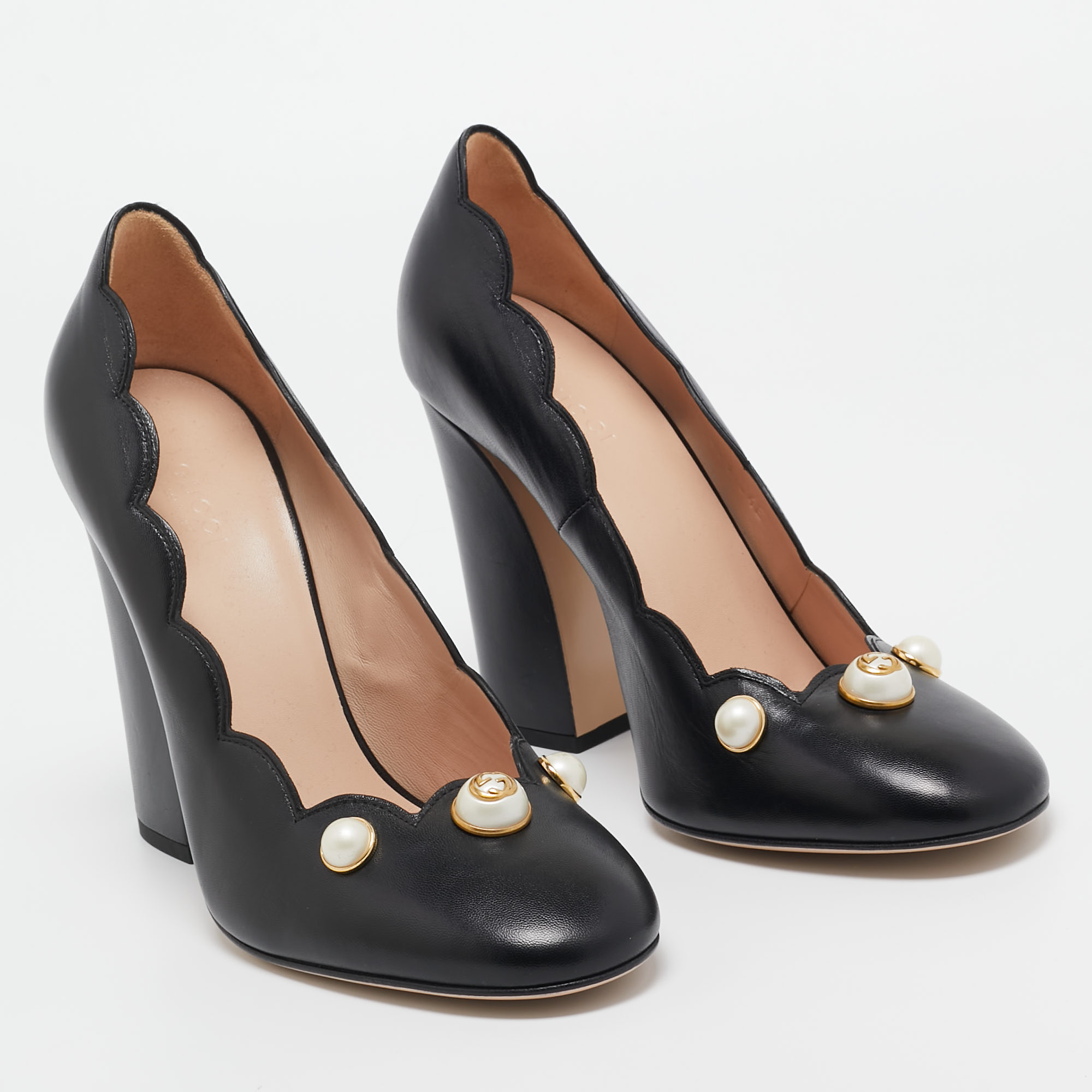 Gucci Black Leather GG Pearl Detail Pumps Size 39.5