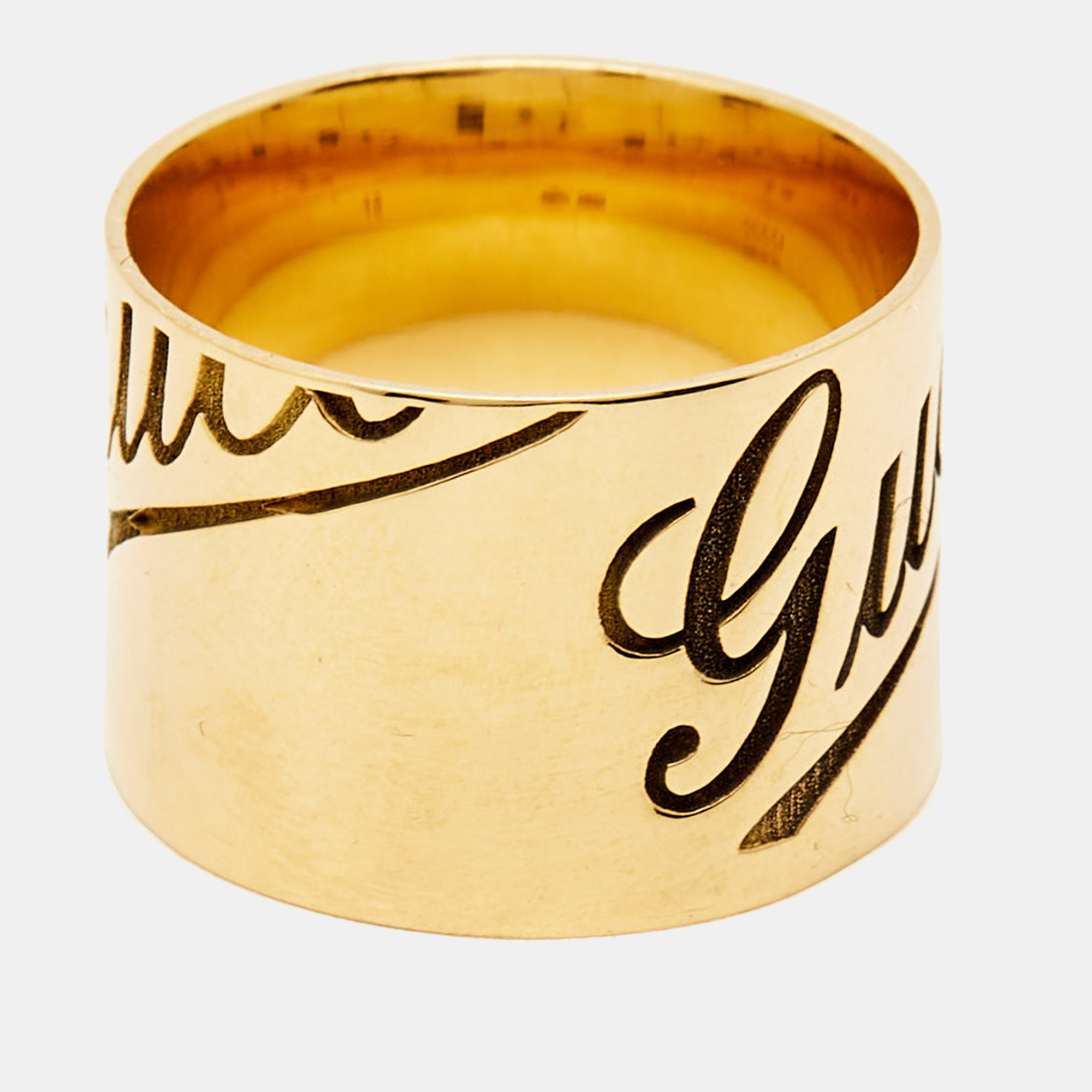 Gucci Script 18k Yellow Gold Ring Size 55