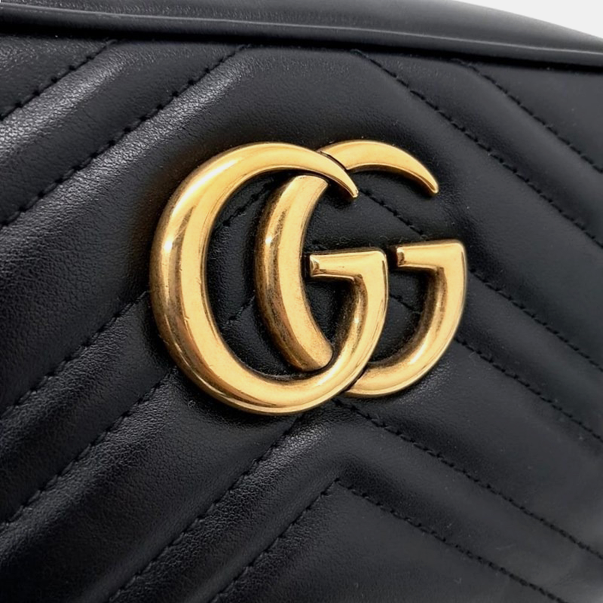 Gucci Black Calfskin Matelasse Small GG Marmont Chain Shoulder Bag