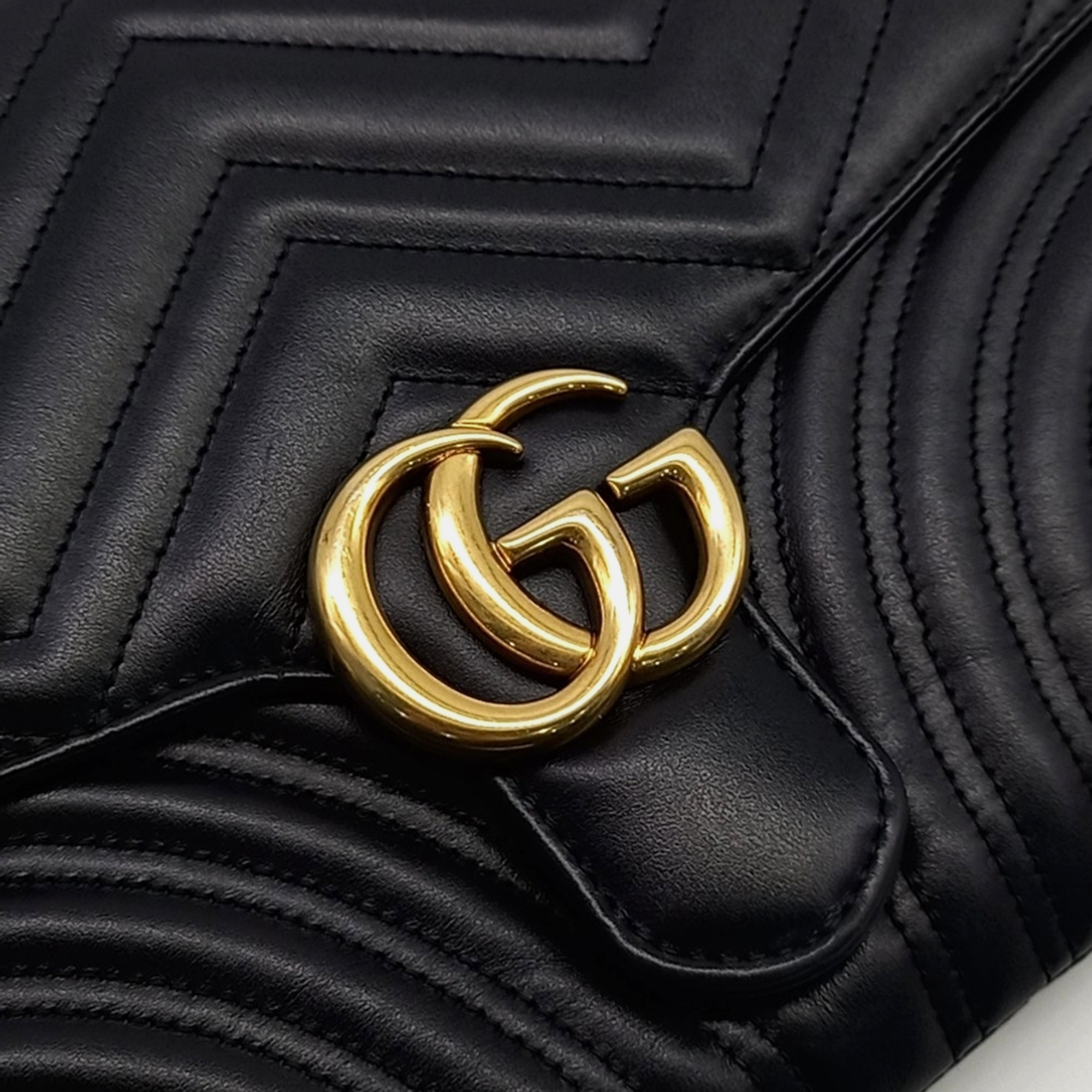 Gucci Marmont Clutch