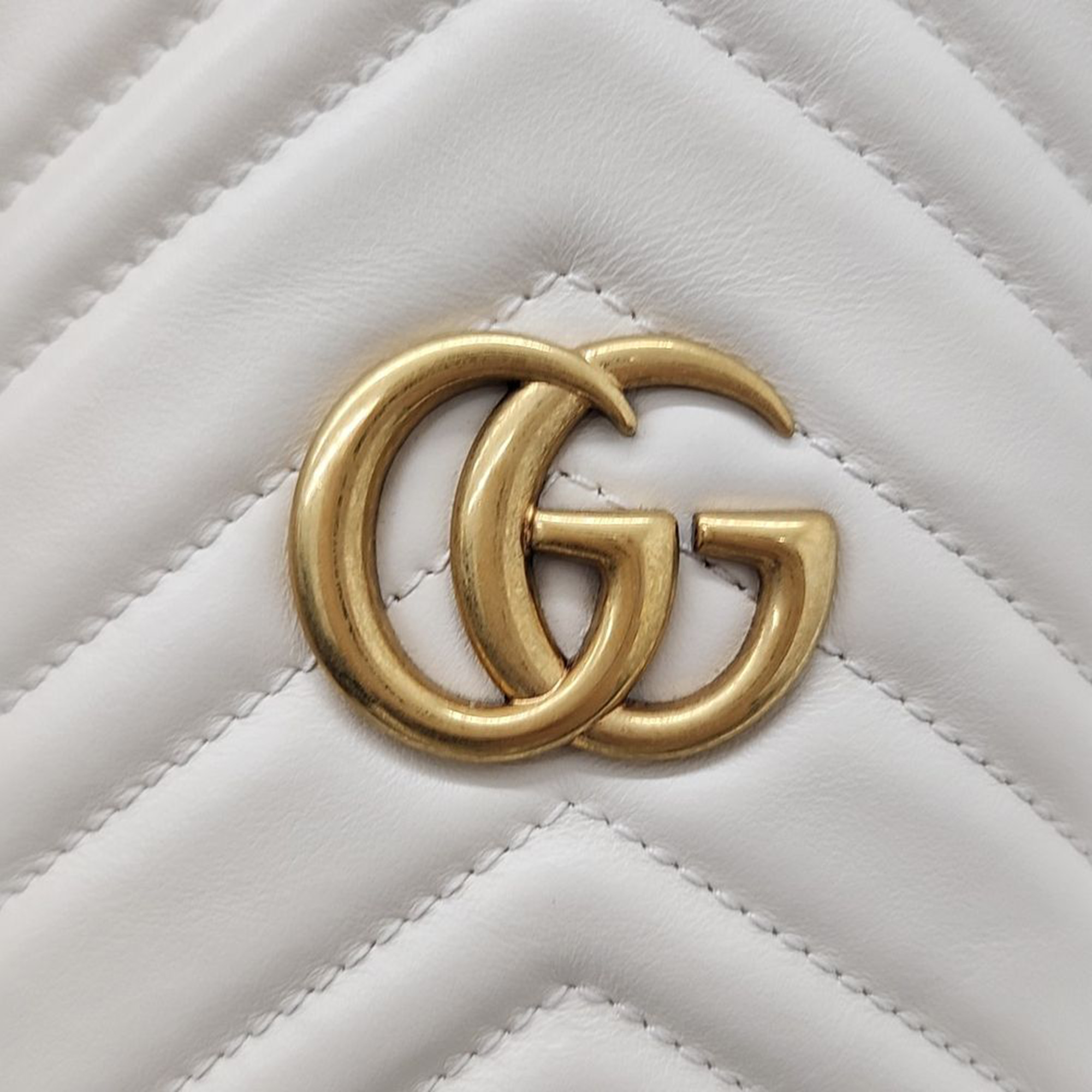 Gucci GG Marmont Mini Bucket Bag