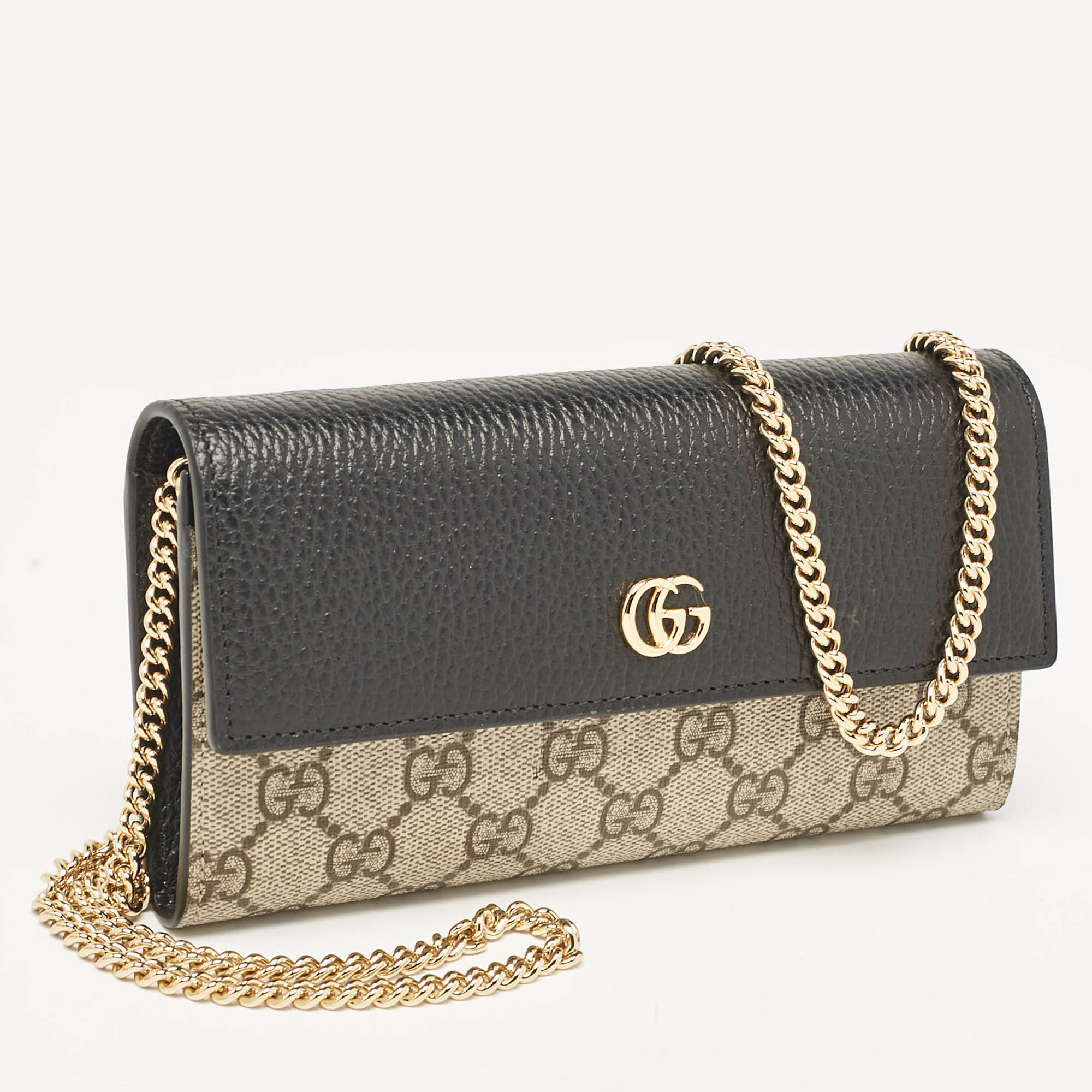 Gucci Beige/Black GG Supreme Canvas And Leather Wallet On Chain