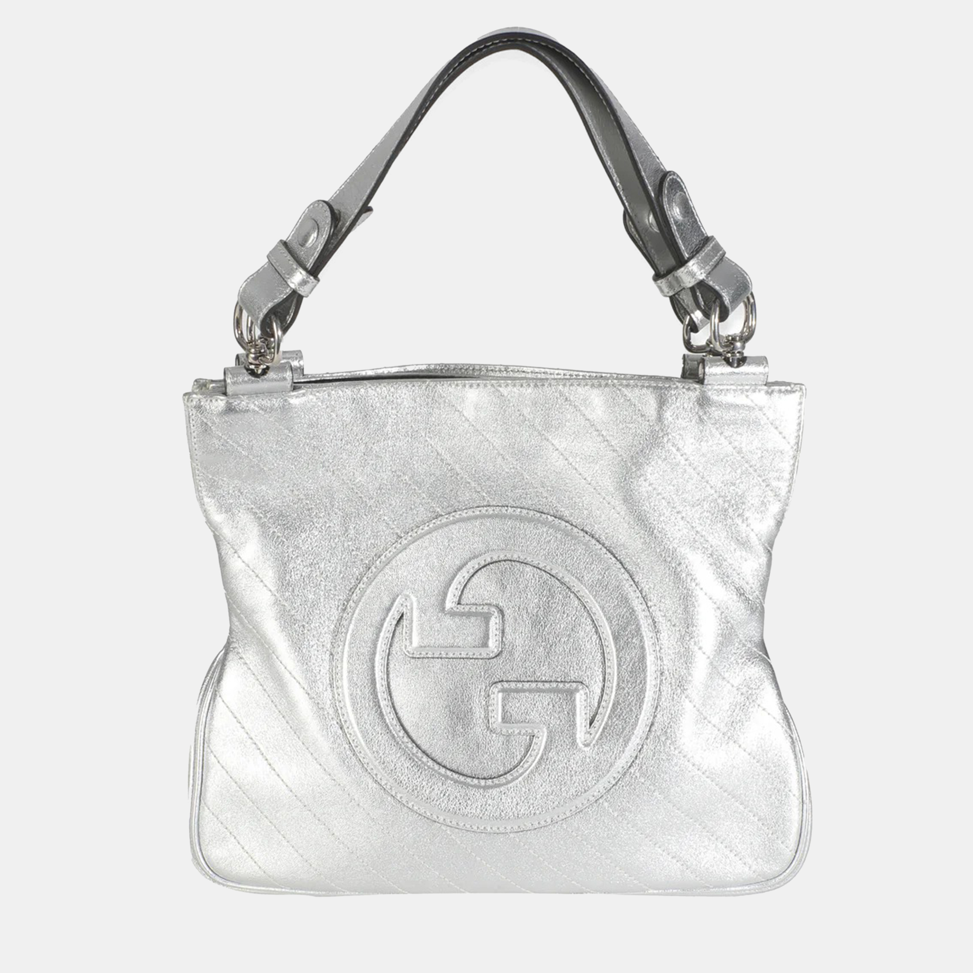 Gucci Silver Metallic Sakai Diagonal Stitched Calfskin Small Blondie Tote bag
Gucci Silver Metallic Sakai Diagonal Stitched Calfskin Small Blondie Tote bag