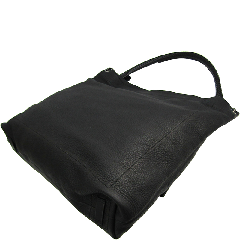 Gucci Black Leather Shoulder Bag
Gucci Black Leather Shoulder Bag