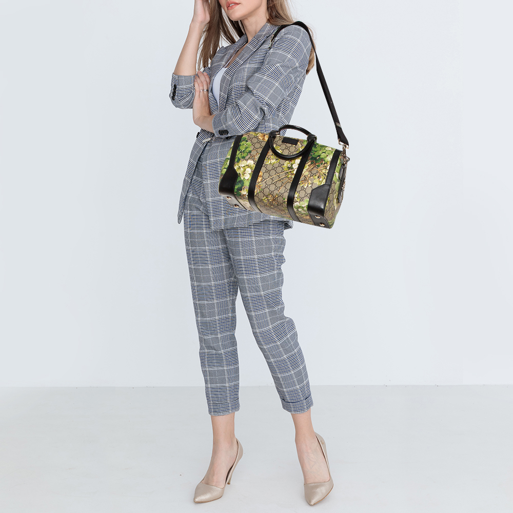 Gucci Green/Black GG Blooms Supreme Canvas and Leather Medium Boston Bag
Gucci Green/Black GG Blooms Supreme Canvas and Leather Medium Boston Bag