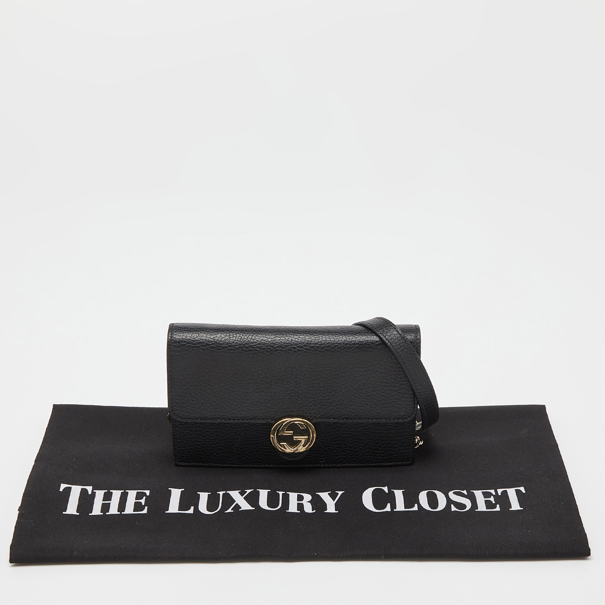 Gucci Black Leather Interlocking G Wallet On Chain