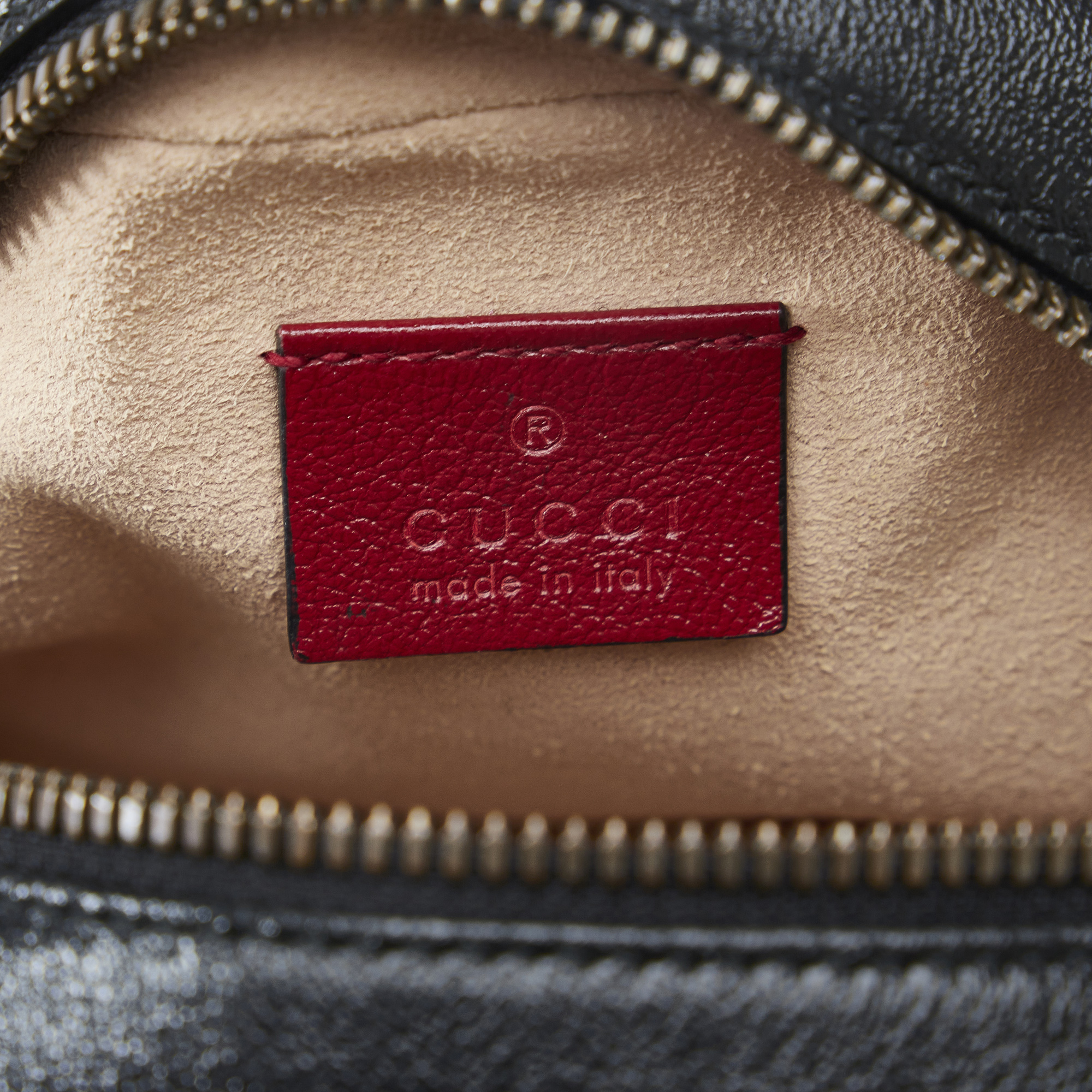 Gucci Black,Red Mini Torchon GG Marmont Round Crossbody Bag