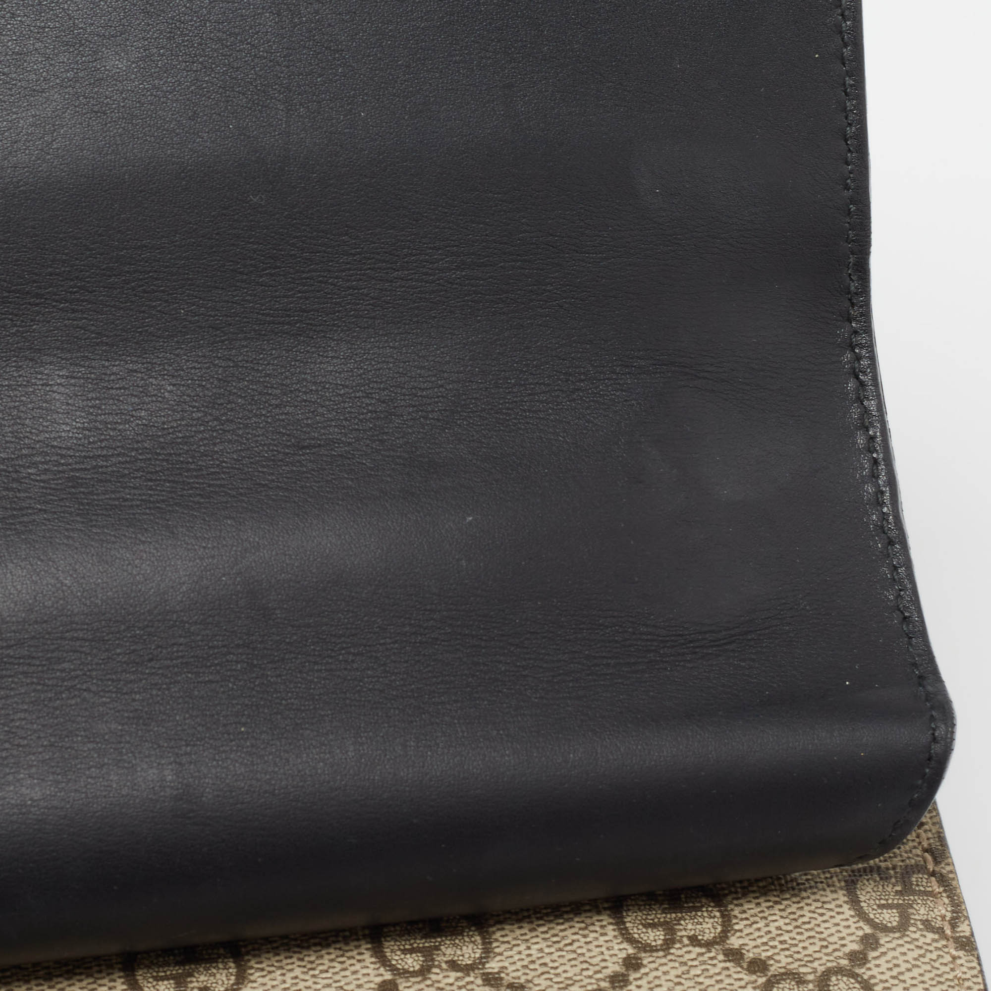 Gucci Beige/Black GG Supreme Canvas And Leather Medium Padlock Shoulder Bag