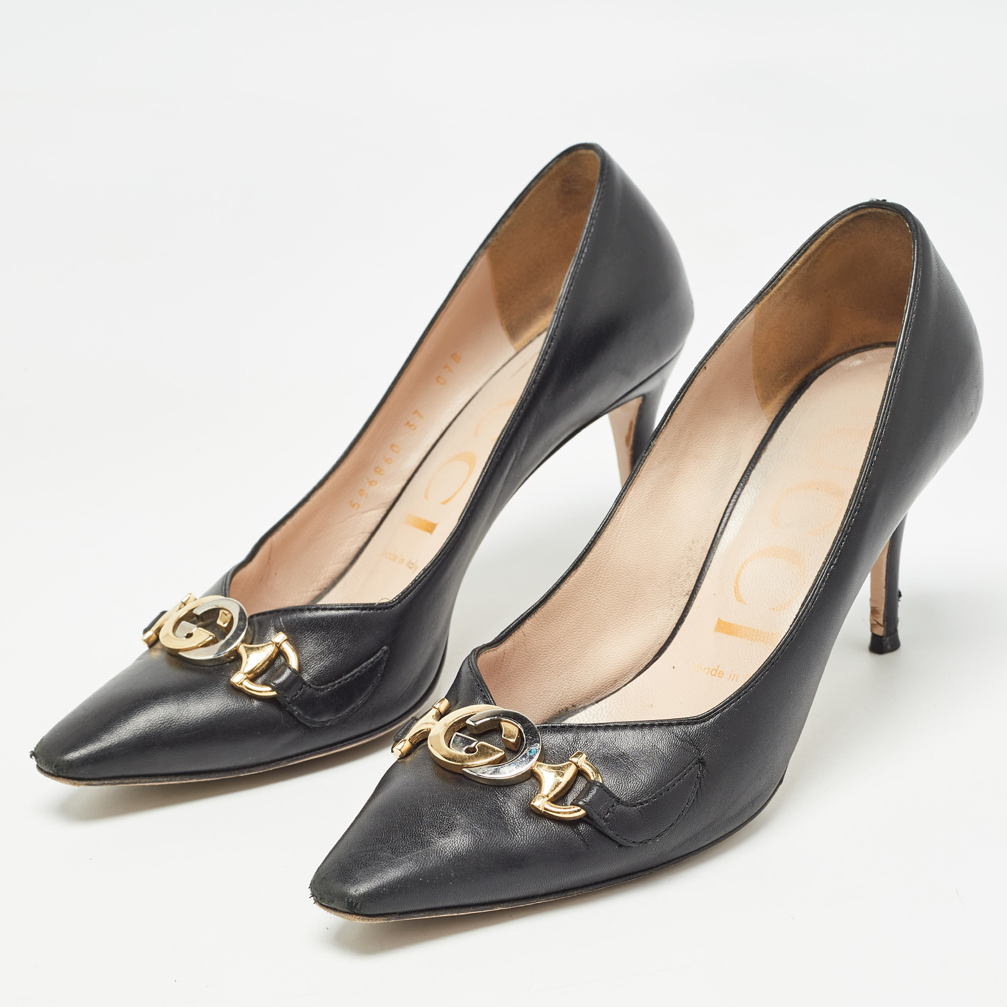 Gucci Black Leather GG Zumi Pumps Size 37