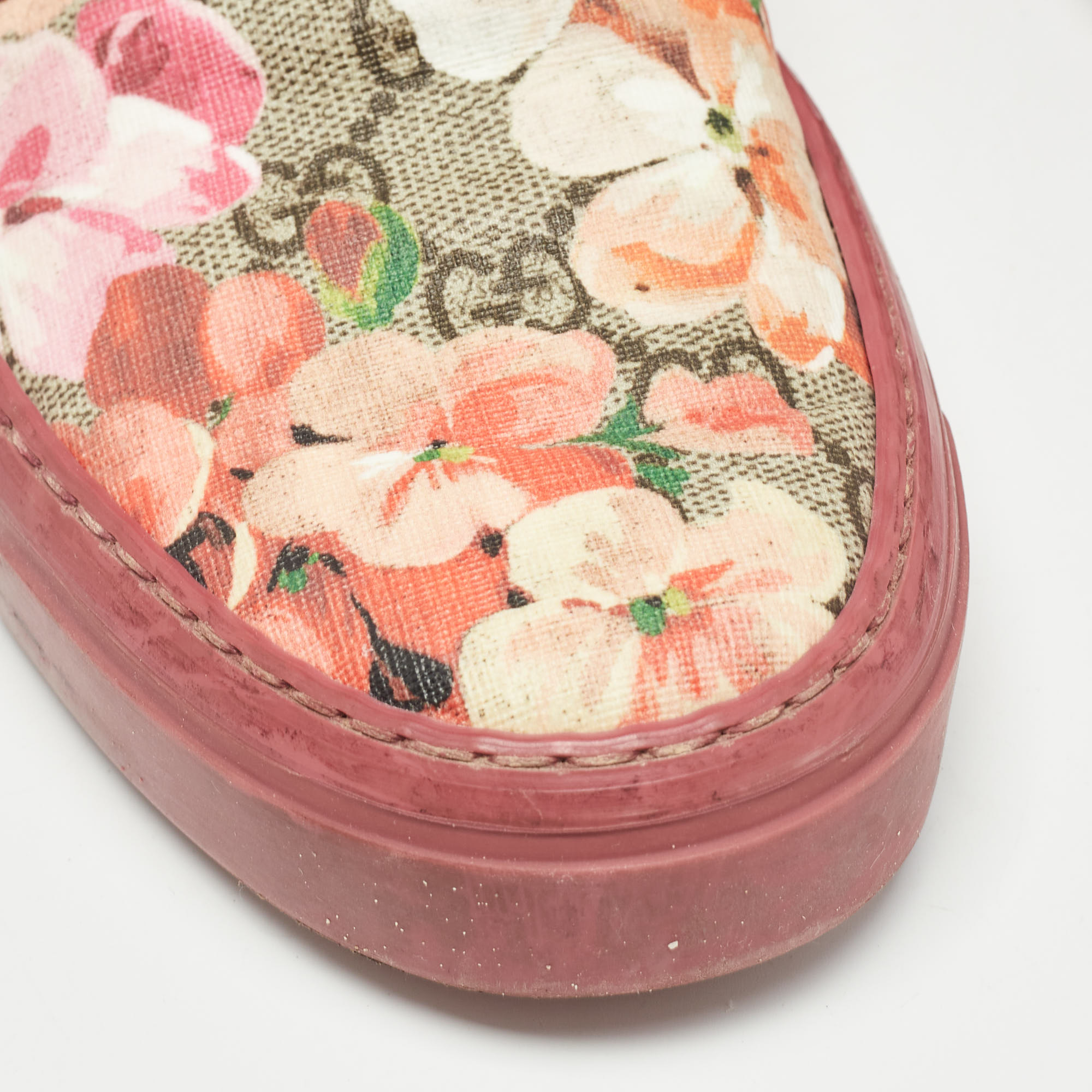 Gucci Pink Canvas Flower Print Slip On Sneakers Size 36