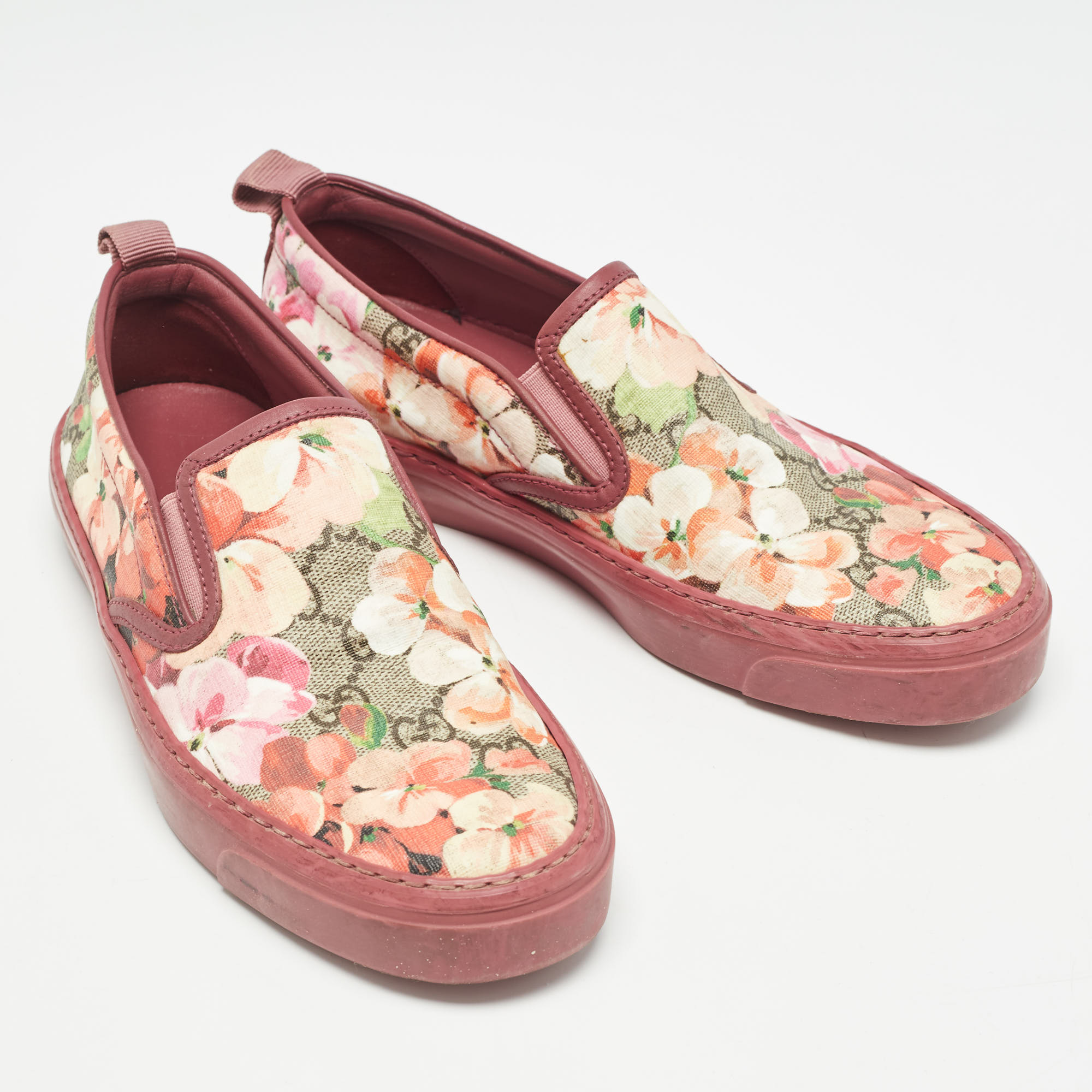 Gucci Pink Canvas Flower Print Slip On Sneakers Size 36