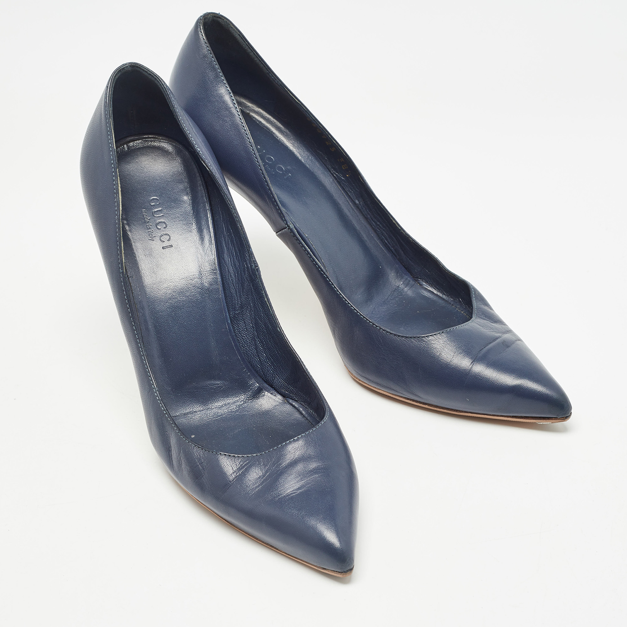 Gucci Navy Blue Leather Pointed Toe Pumps Size 38.5