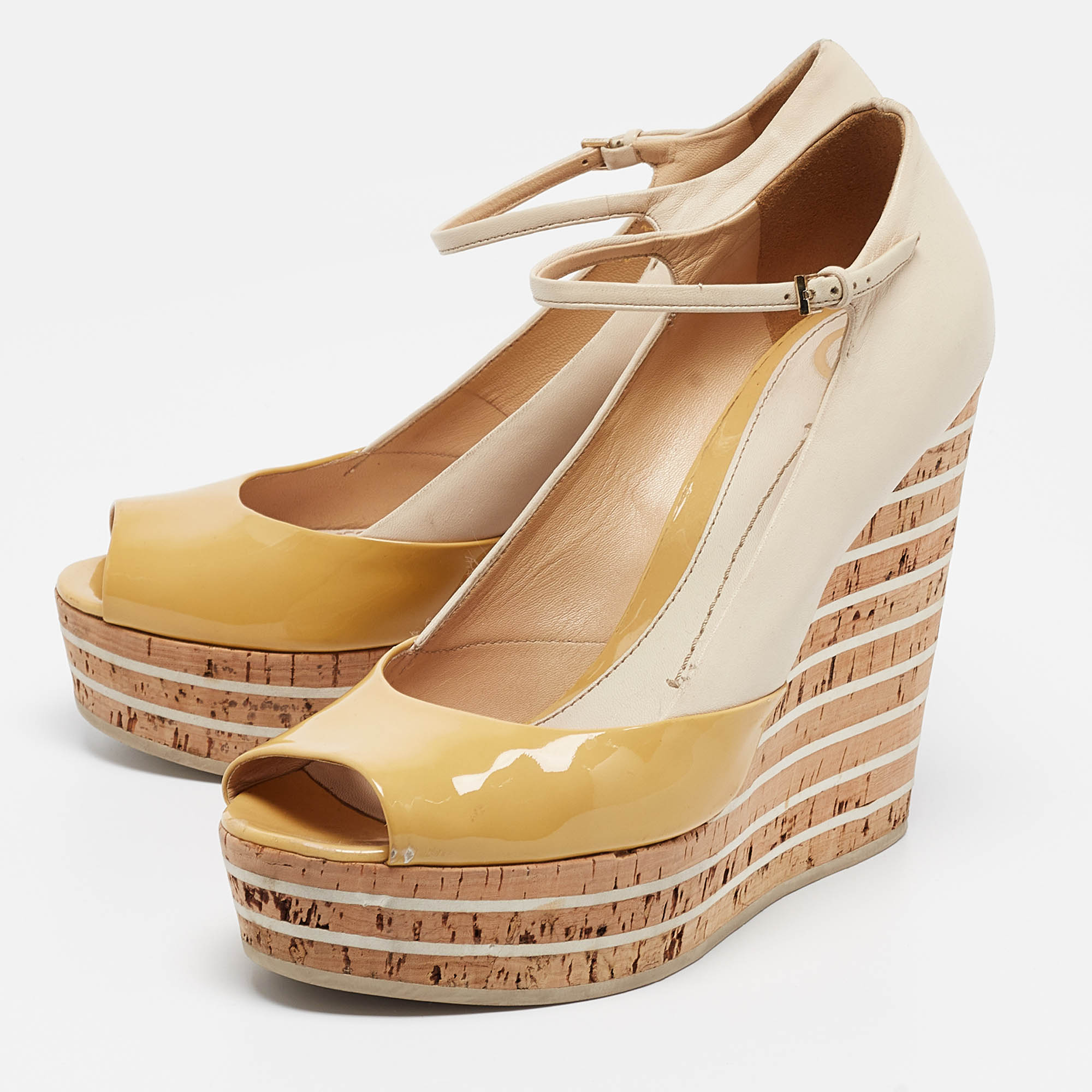 Gucci Beige/Yellow Patent And Leather Cork Wedge Pumps Size 39