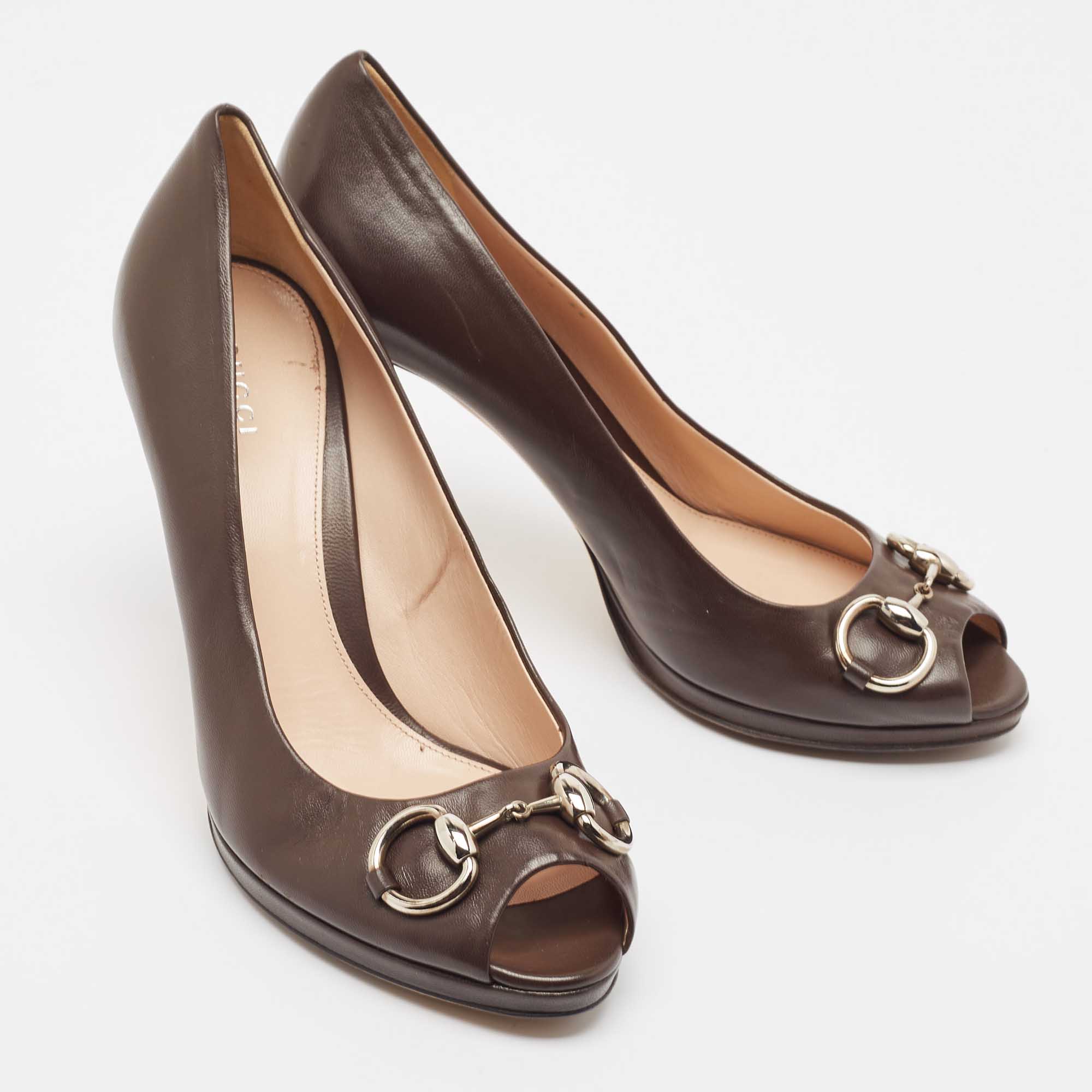 Gucci Brown Leather Hollywood Pumps Size 39