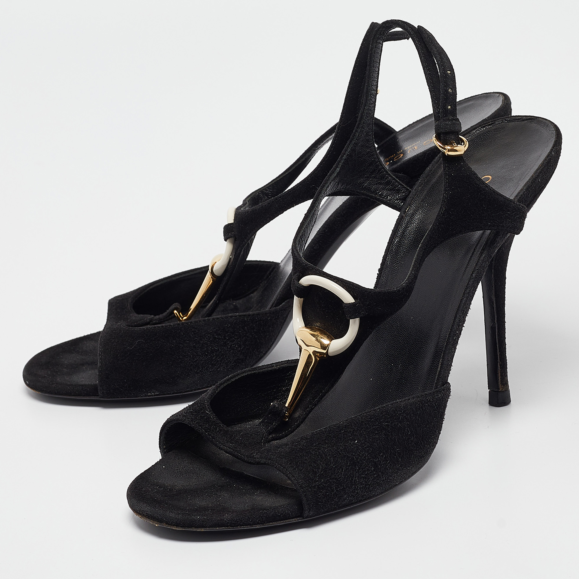 Gucci Black Suede T-Strap  Open Toe Sandals Size 38.5