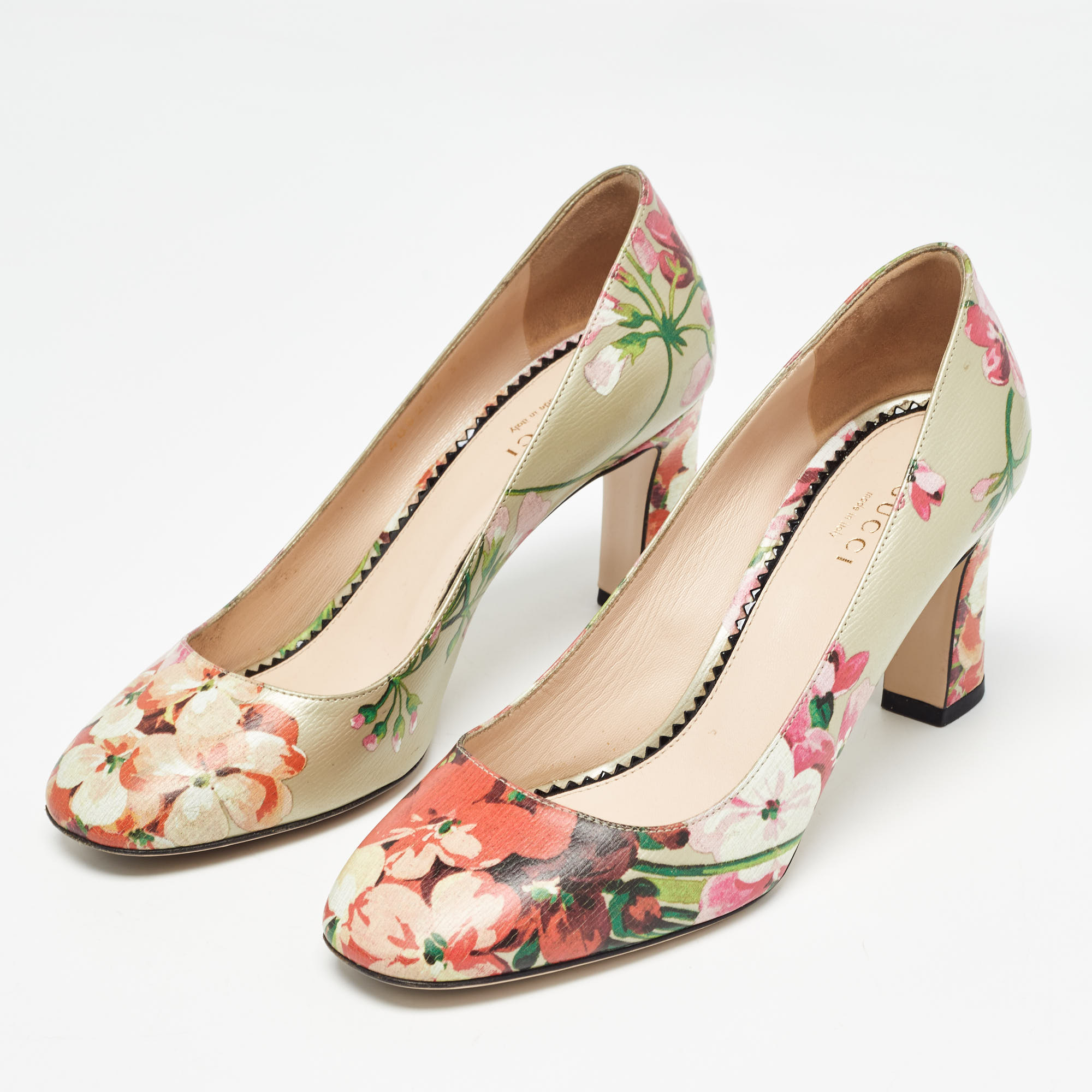 Gucci Multicolor Leather Bloom Print Round Toe Pumps Size 36