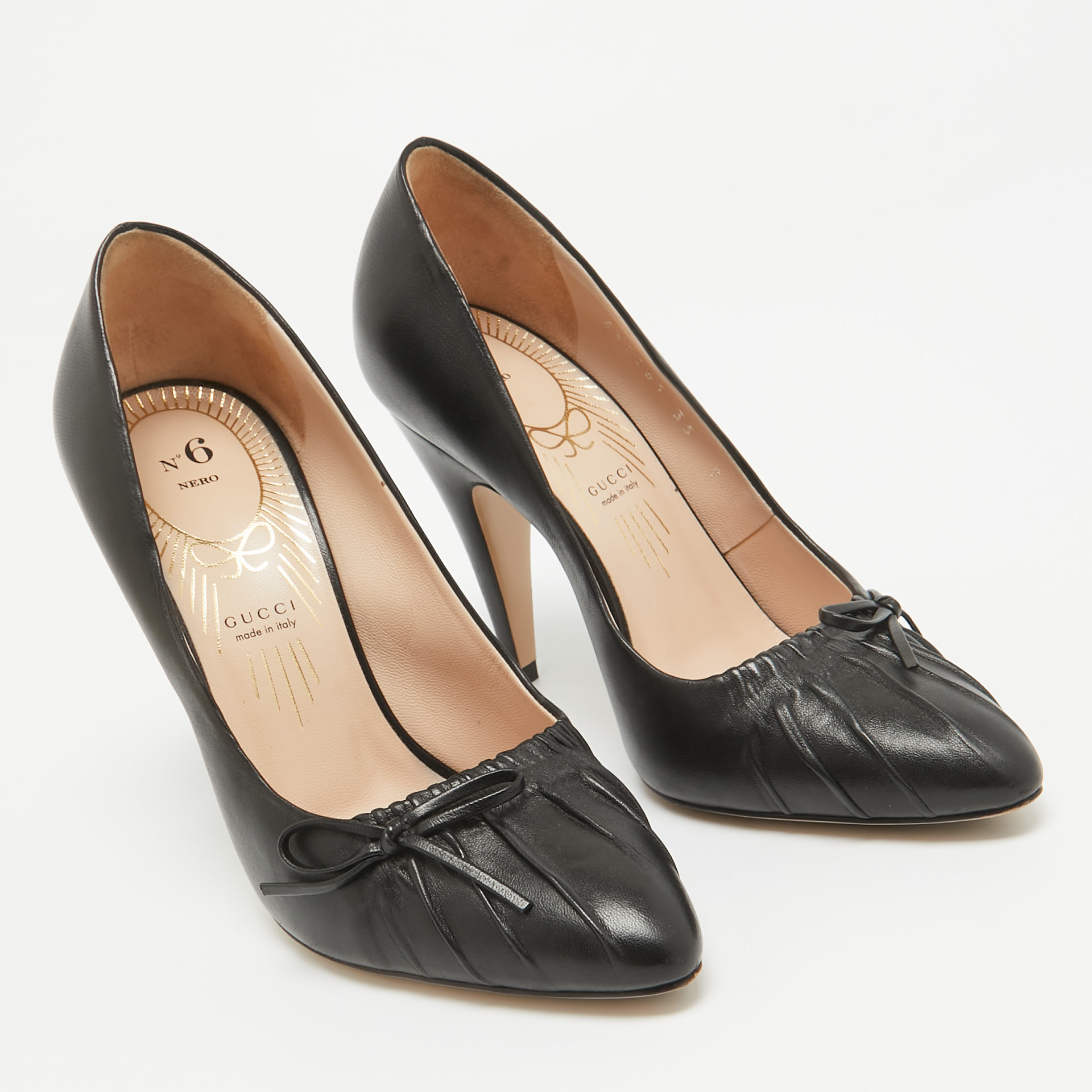 Gucci Black Leather Bow Detail Pumps 35