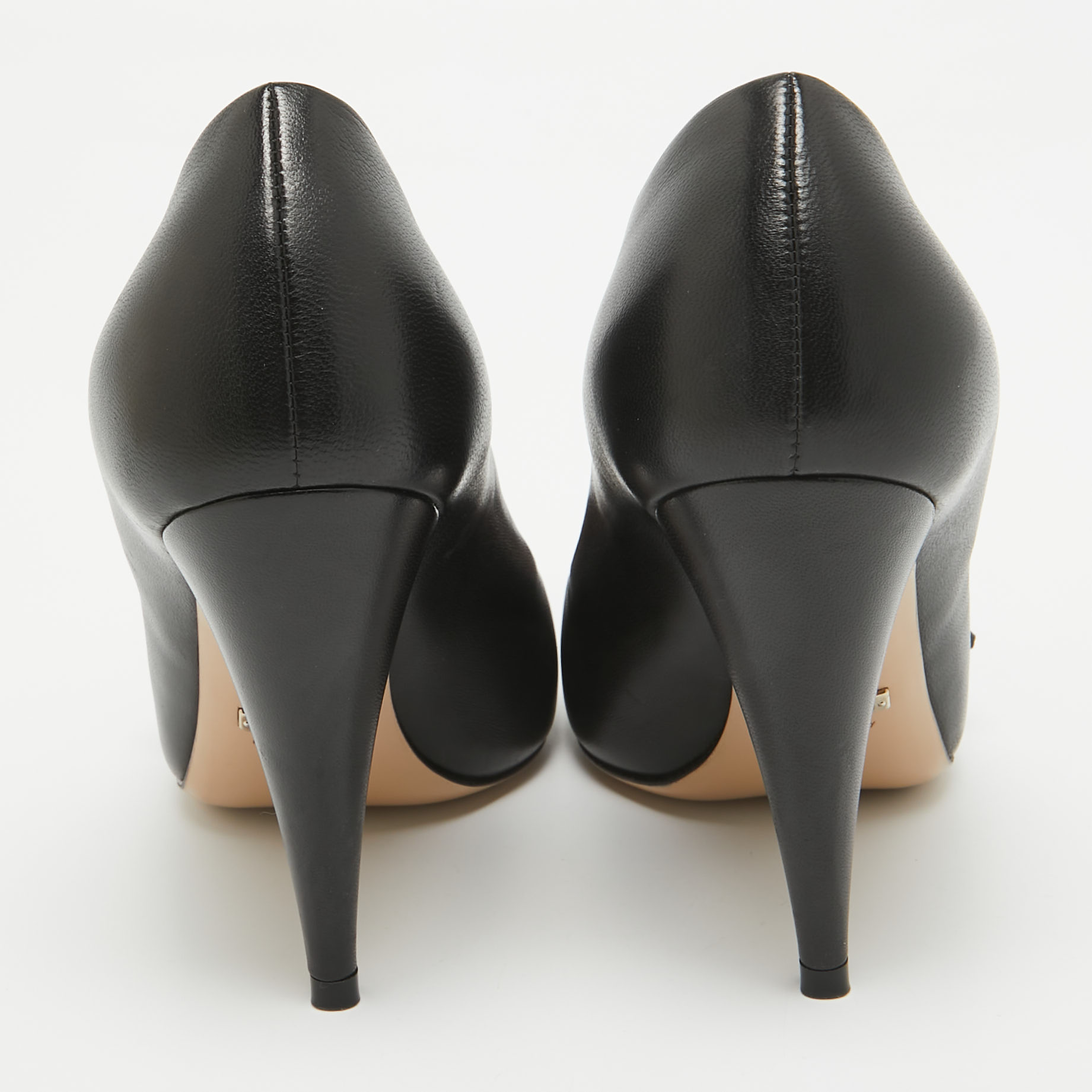 Gucci Black Leather Bow Detail Pumps 35