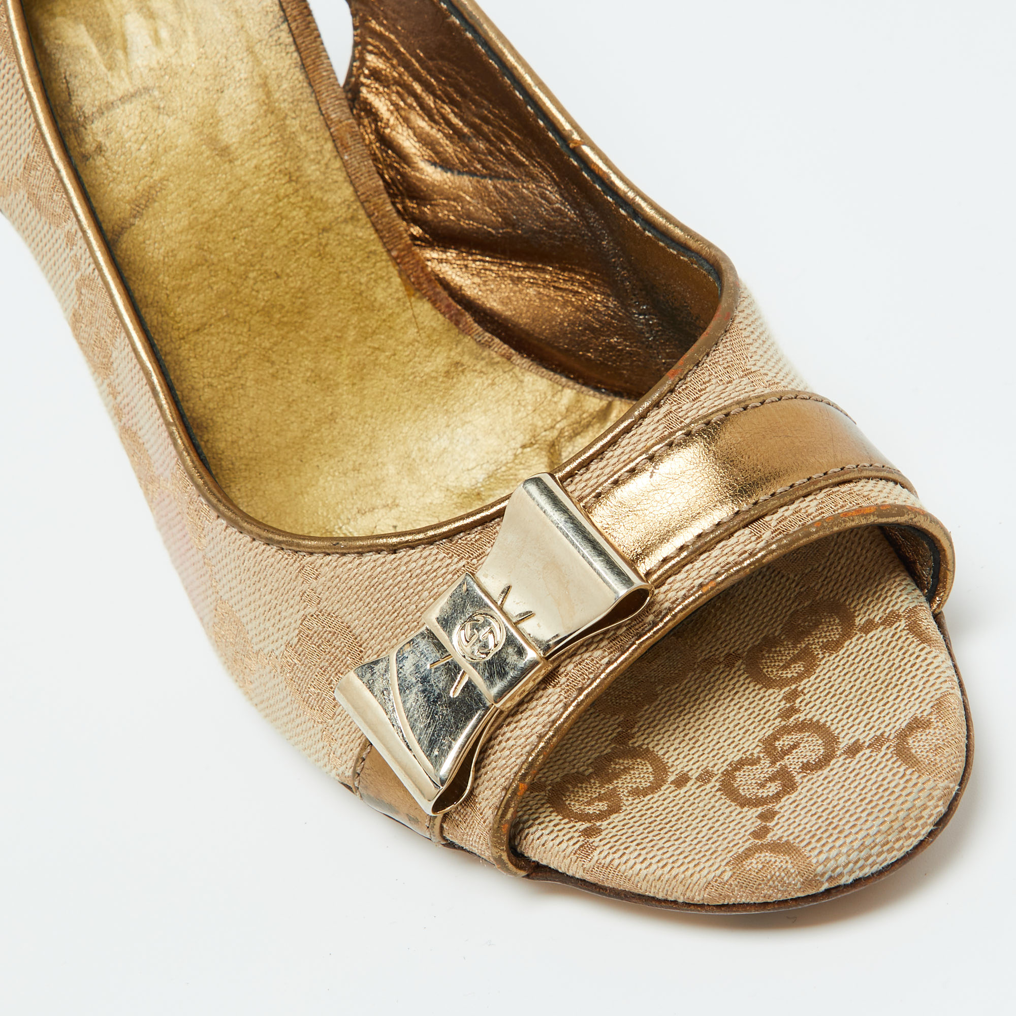 Gucci Beige/Gold GG Canvas And Leather Slingback Sandals Size 38