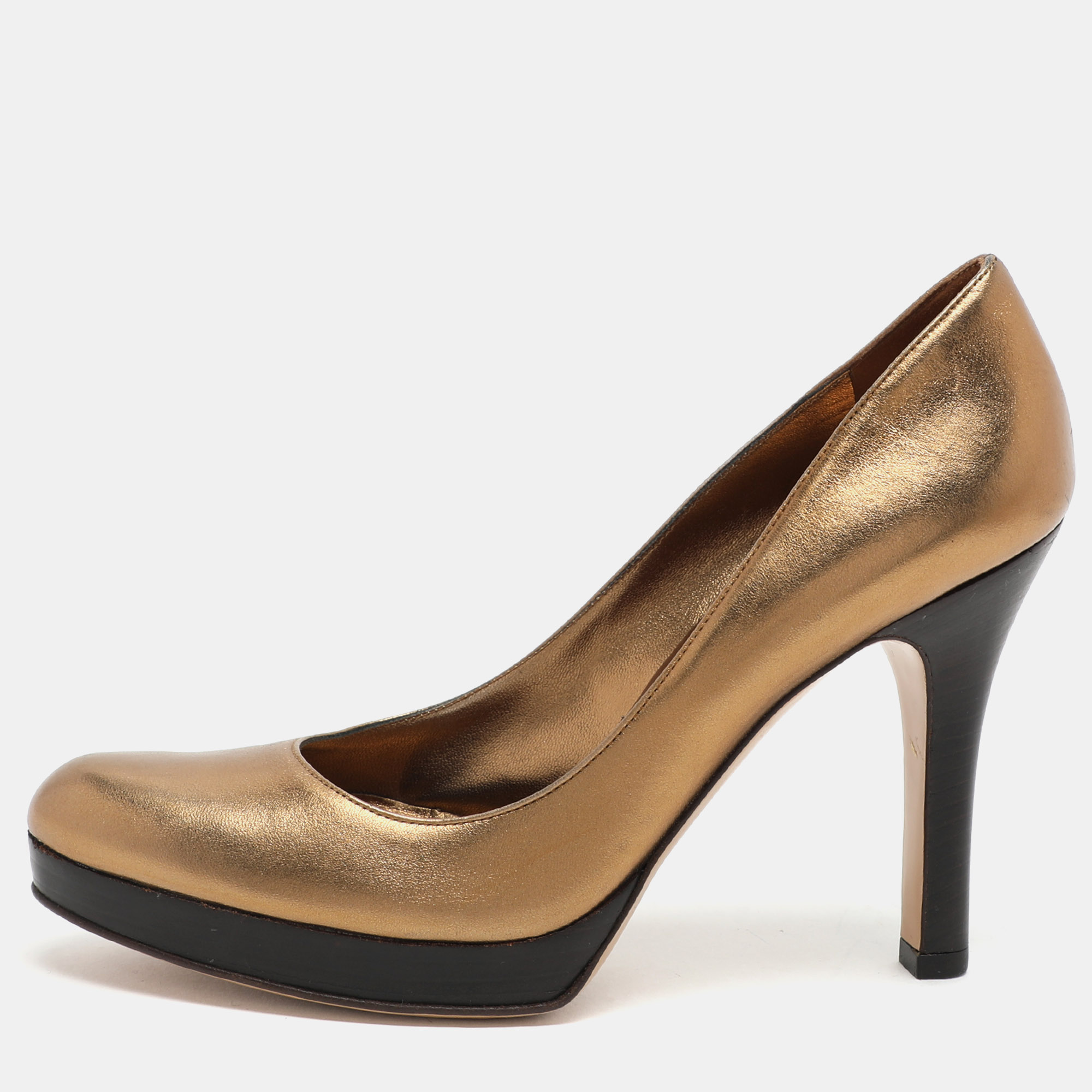 Gucci Gold Leather Pumps Size 37.5