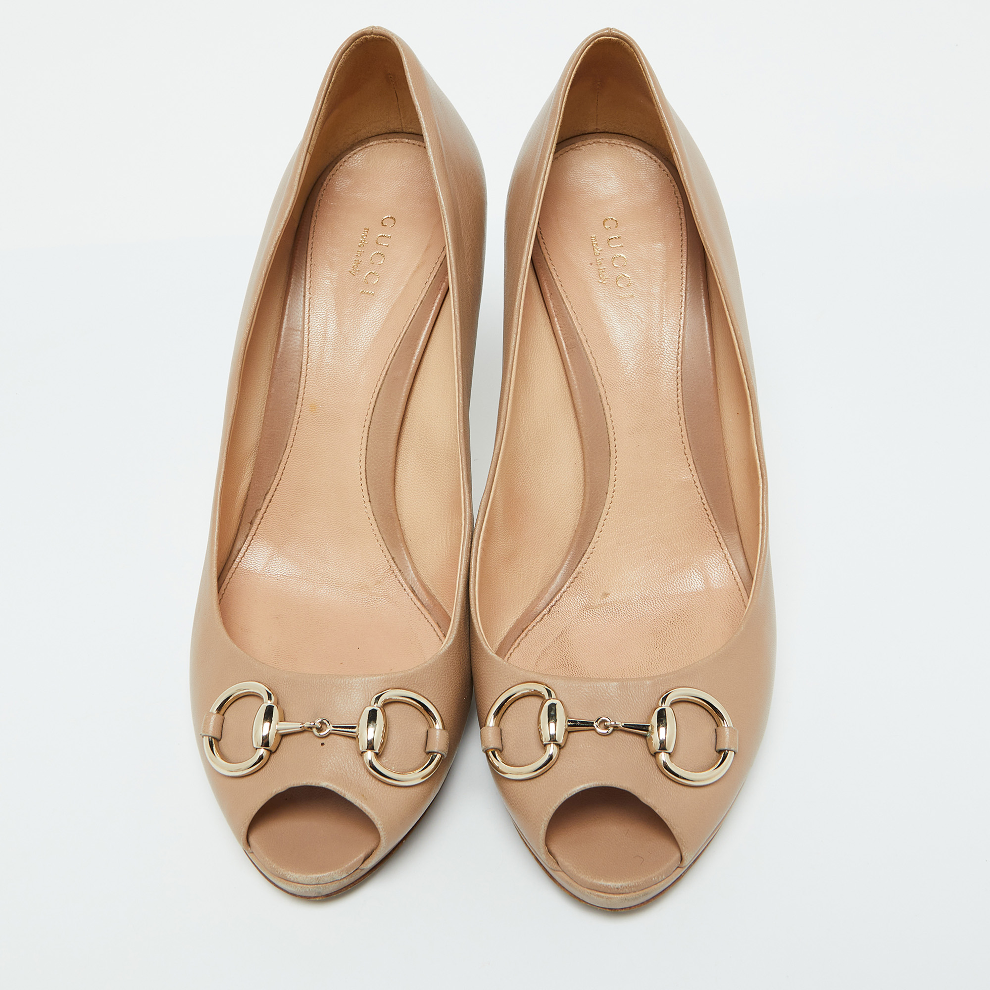 Gucci Beige Leather New Hollywood Horsebit Peep Toe Pumps Size 41