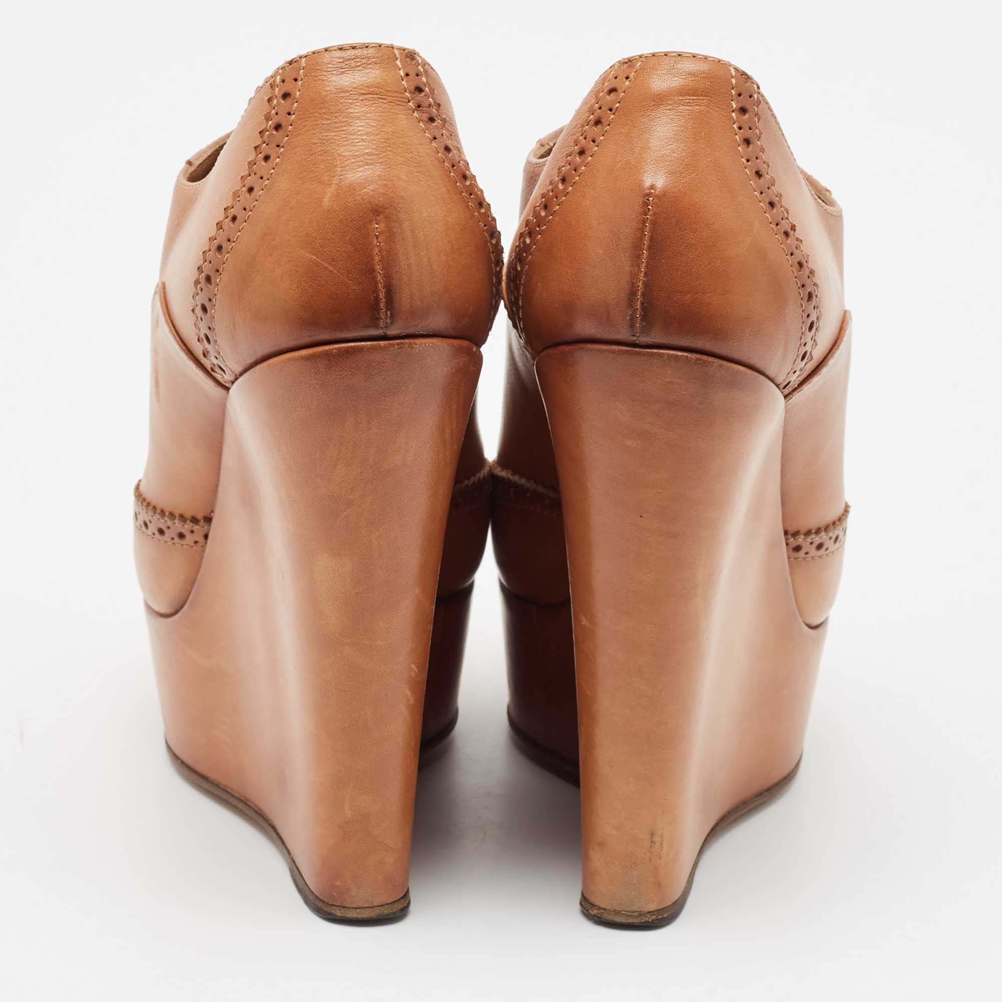 Gucci Brown Leather Wedge Booties Size 38.5