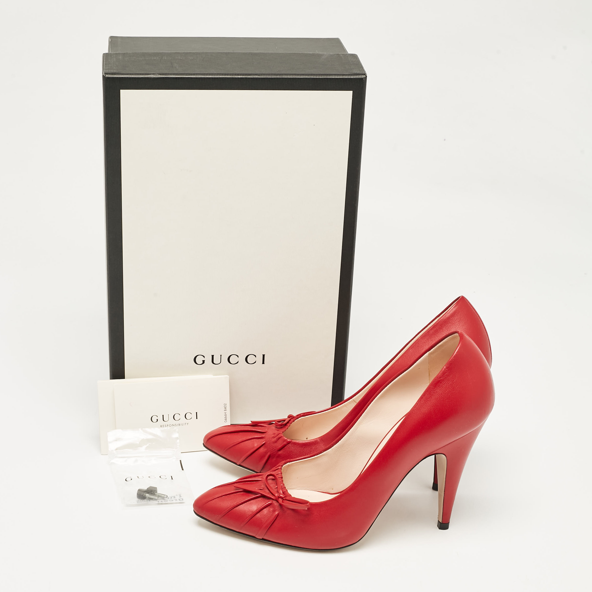 Gucci Red Leather Bow Pumps Size 38