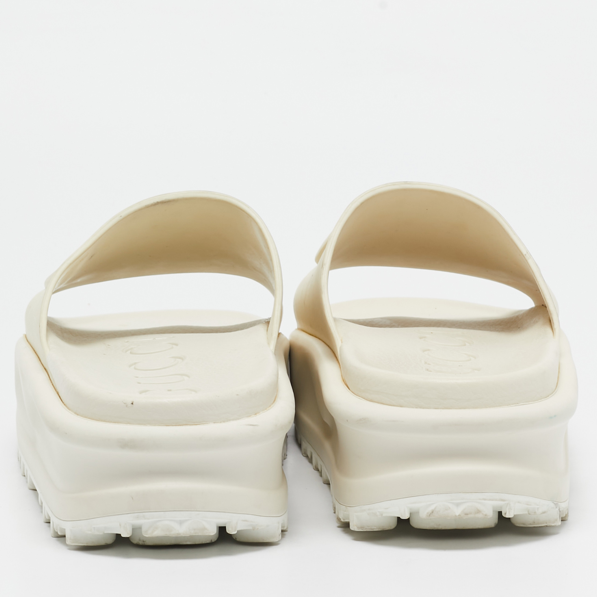 Gucci Cream Rubber GG Flat Sandals Size 36