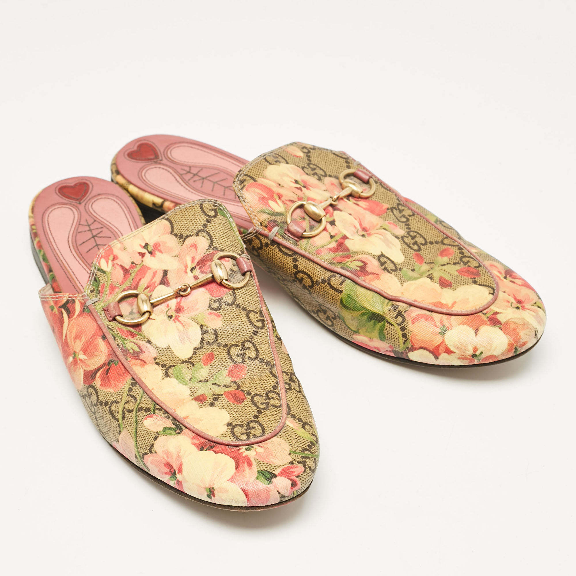 Gucci Beige/Brown GG Supreme Canvas Blooms Print Princetown Flat Mules Size 39