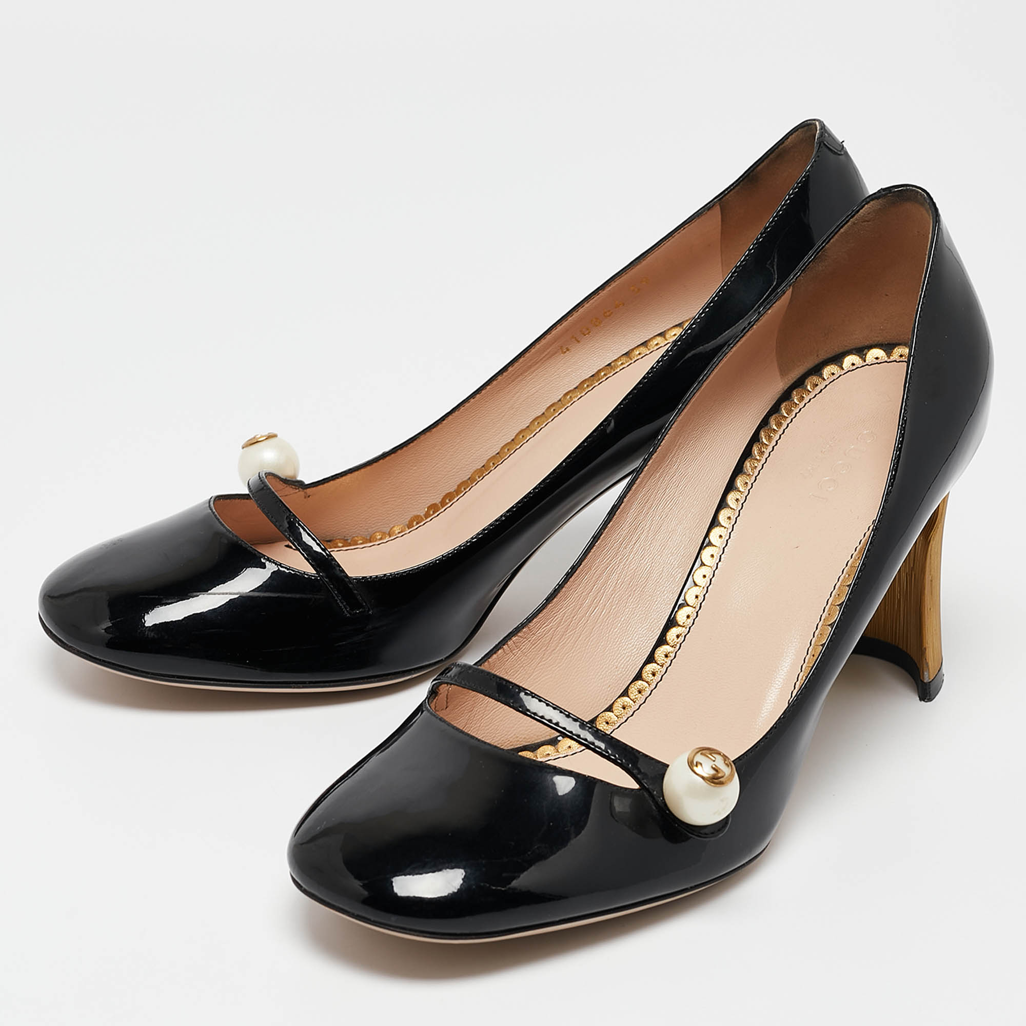 Gucci Black Patent Leather Arille Pearl Pumps Size 39