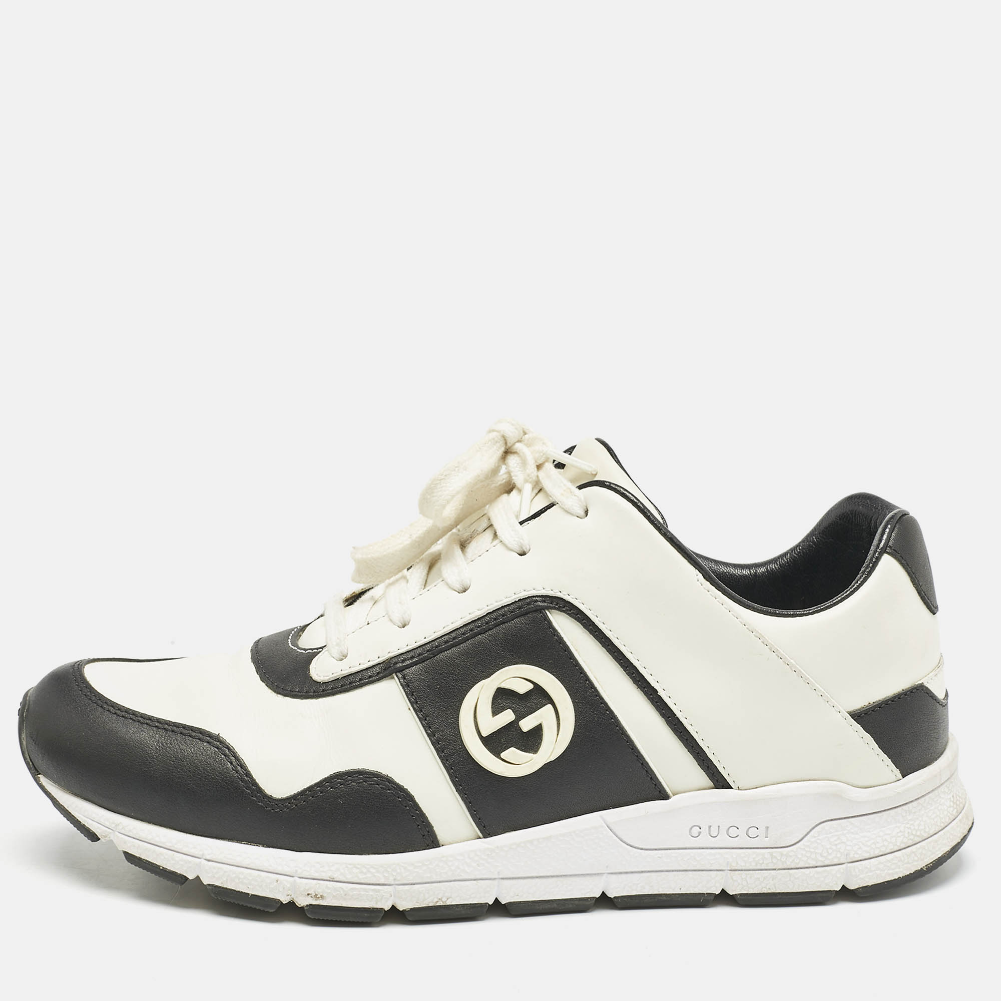 Gucci Black/White Leather Interlocking GG Lace Up Low Top Sneakers Size, Cream
Gucci Black/White Leather Interlocking GG Lace Up Low Top Sneakers Size, Cream