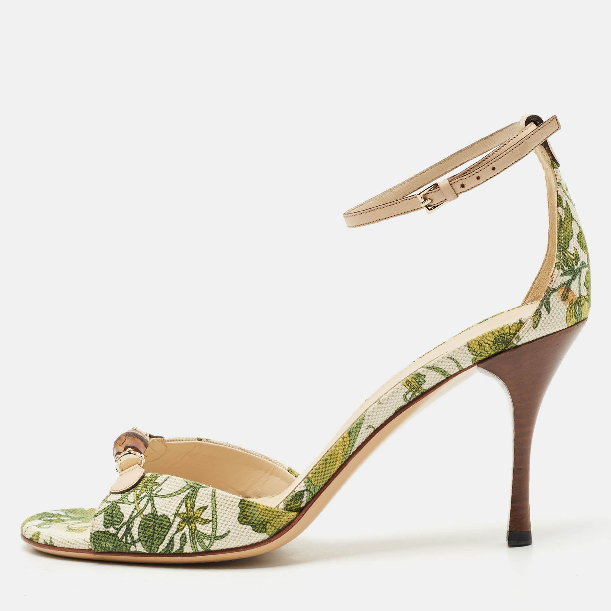 Gucci Green/Beige Printed Canvas and Leather Bamboo Horsebit Ankle Strap Sandals Size
Gucci Green/Beige Printed Canvas and Leather Bamboo Horsebit Ankle Strap Sandals Size
